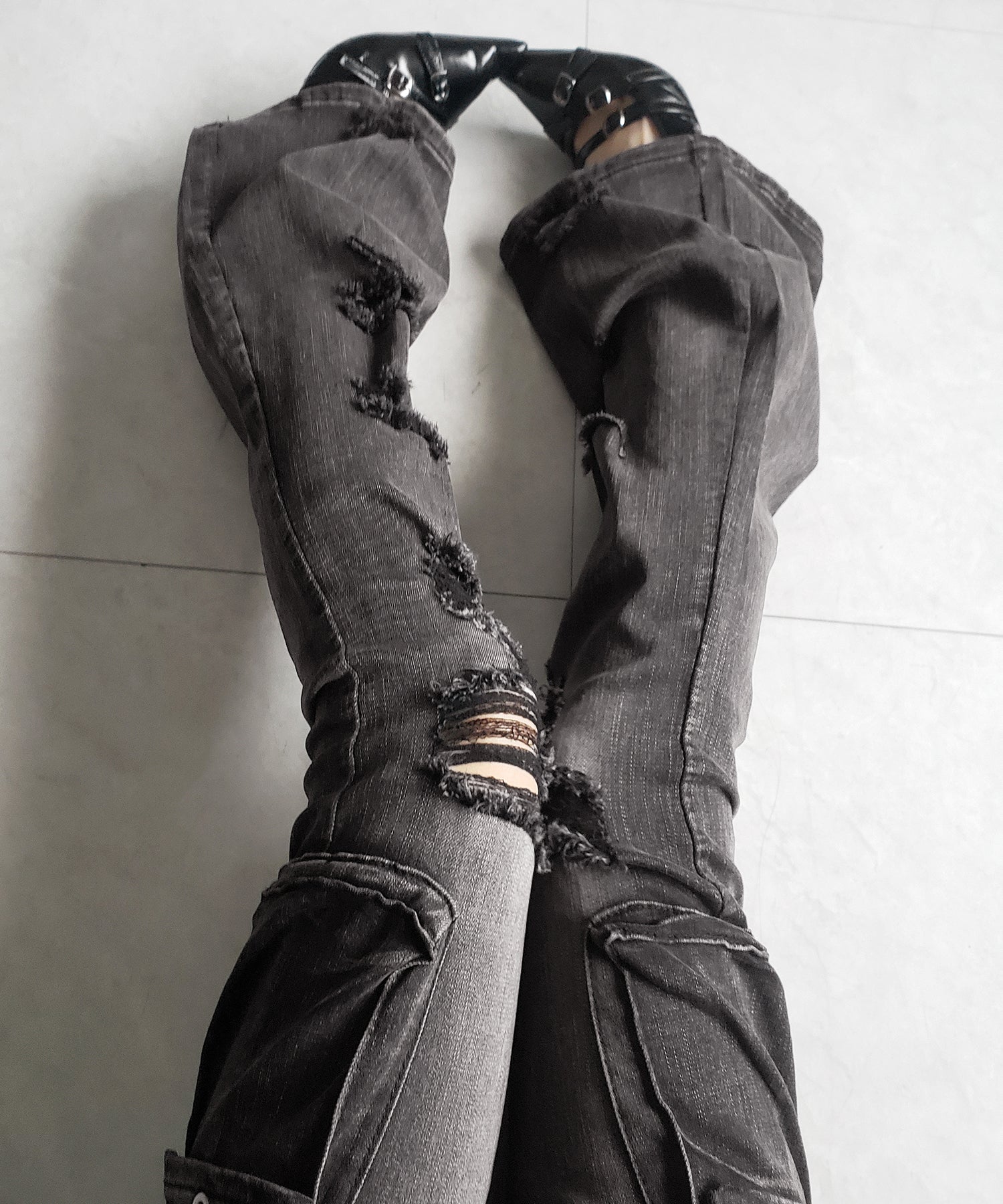 【 2color / 4size 】カーゴデザインヴィンテージライクダメージストレッチフレアデニム / cargo design vintage-like damage stretch flare denim