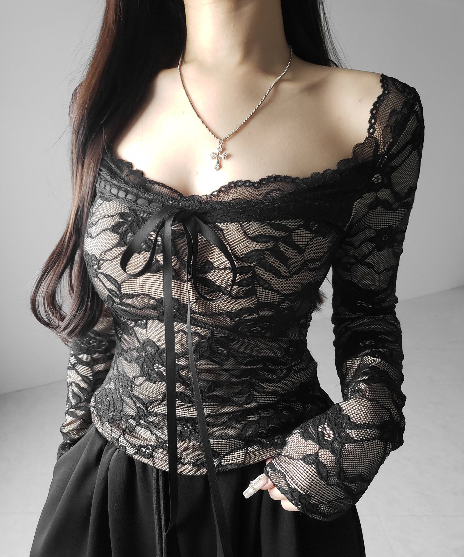 【 裏起毛 】フロントリボンレースレイヤードスクエアネックトップス / urakimo front ribbon lace layered square neck