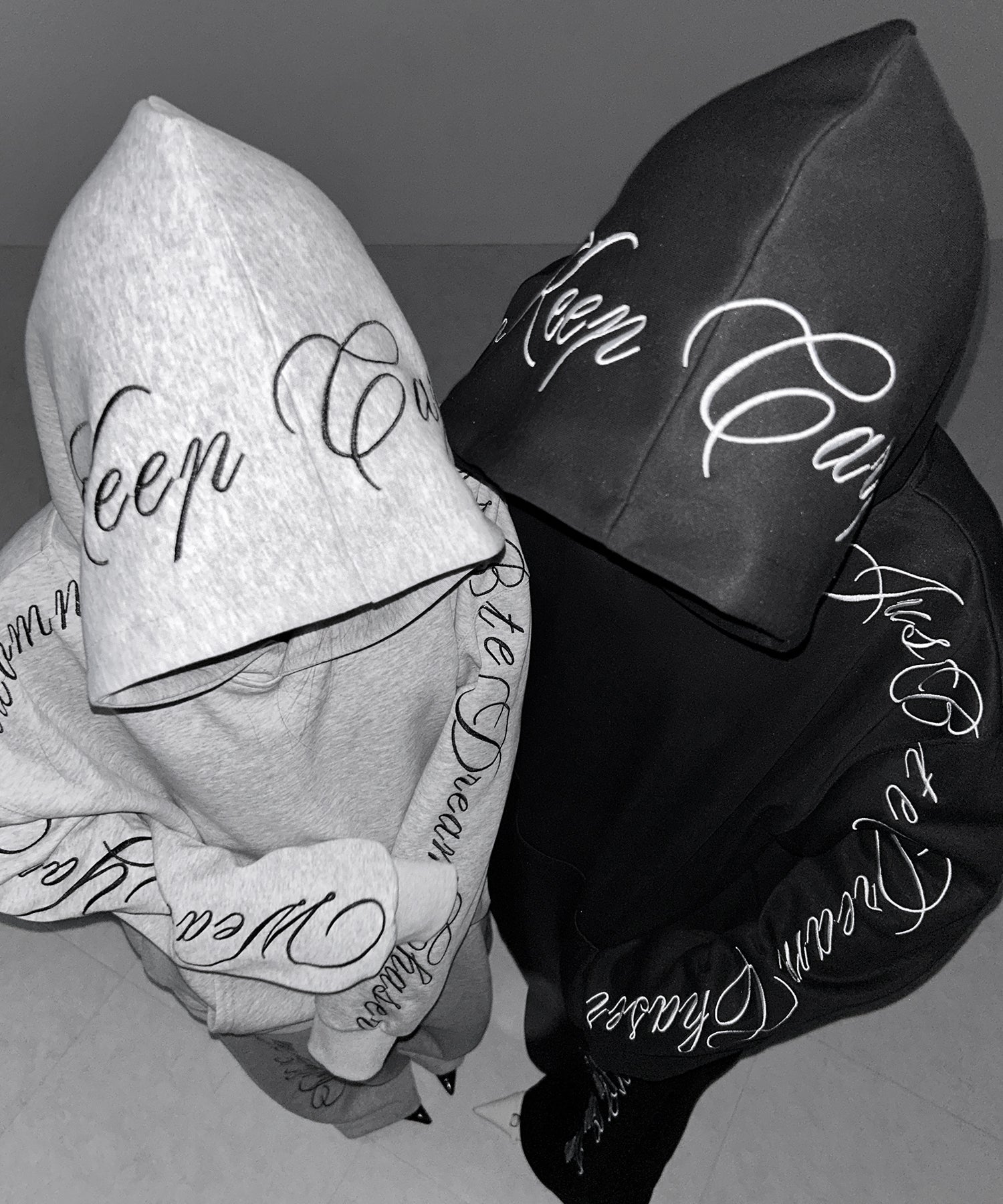 レタリングロゴ刺繍オーバースウェットパーカー /lettering logo embroidery over sweat hoodie