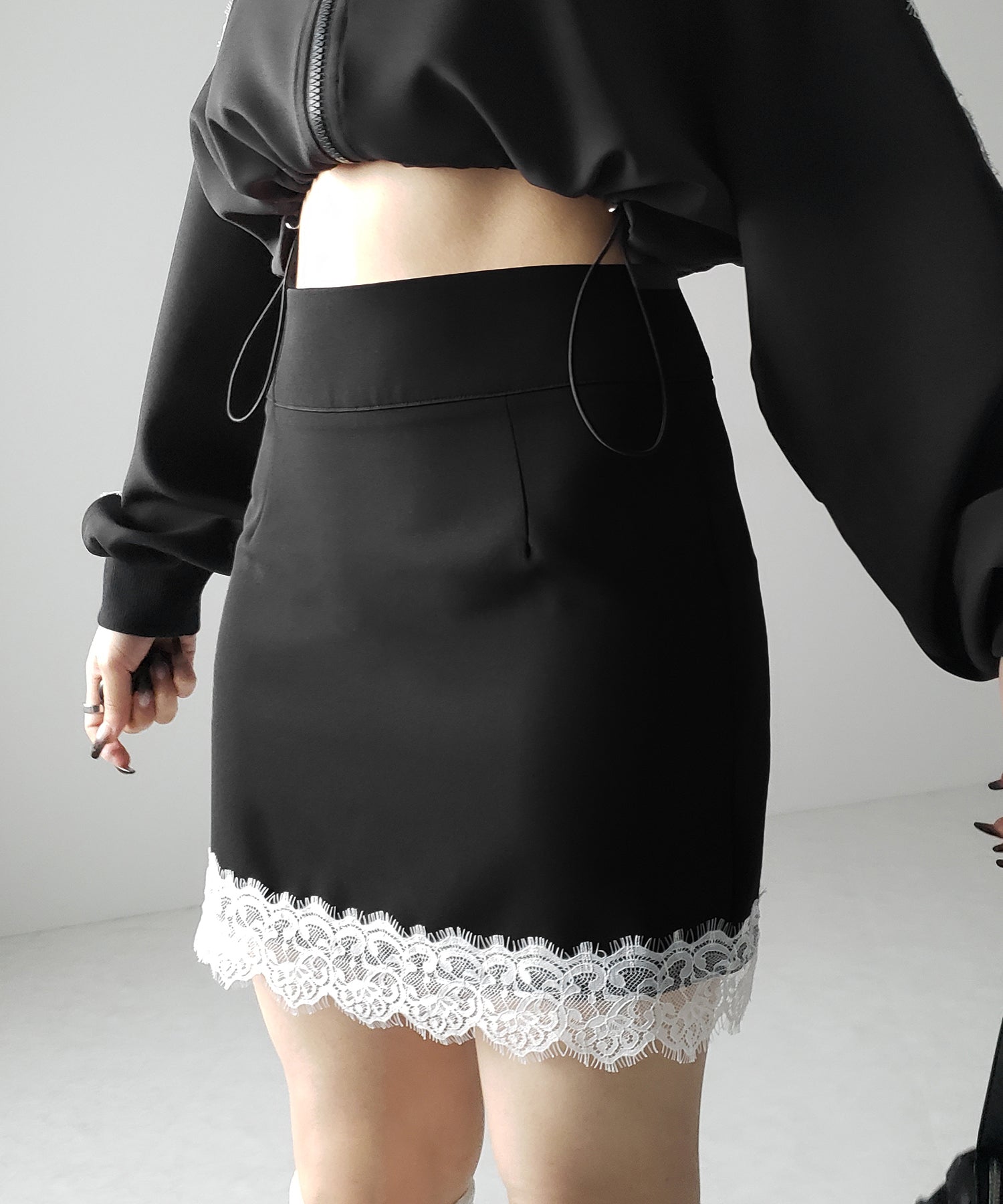 【 セットアップ着用可能 】サイドラインハイウエストミニスカート / sideline high waist mini skirt
