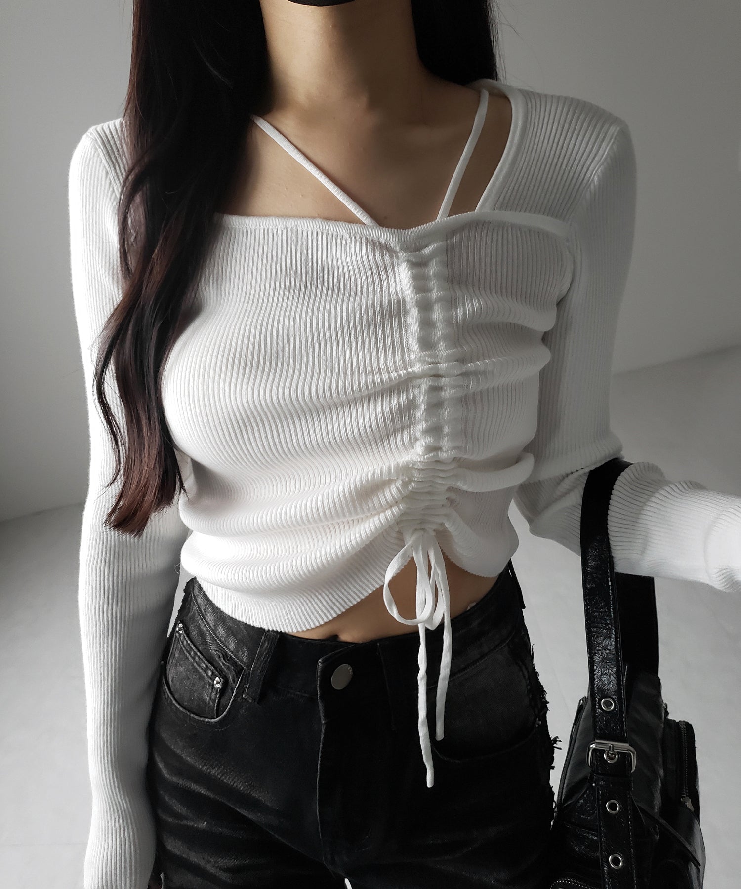 ダブルストラップシャーリングリボンリブニットトップス / double strap shirring ribbon ribbed knit tops