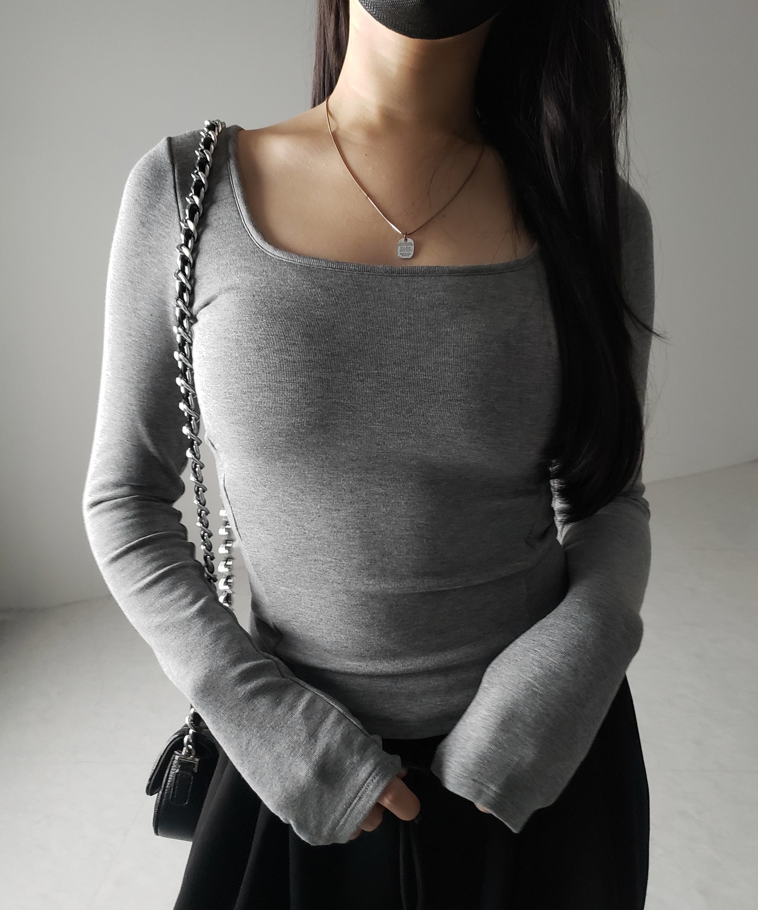 【 裏起毛 / カップ付き 】スクエアネックスリムカットソートップス