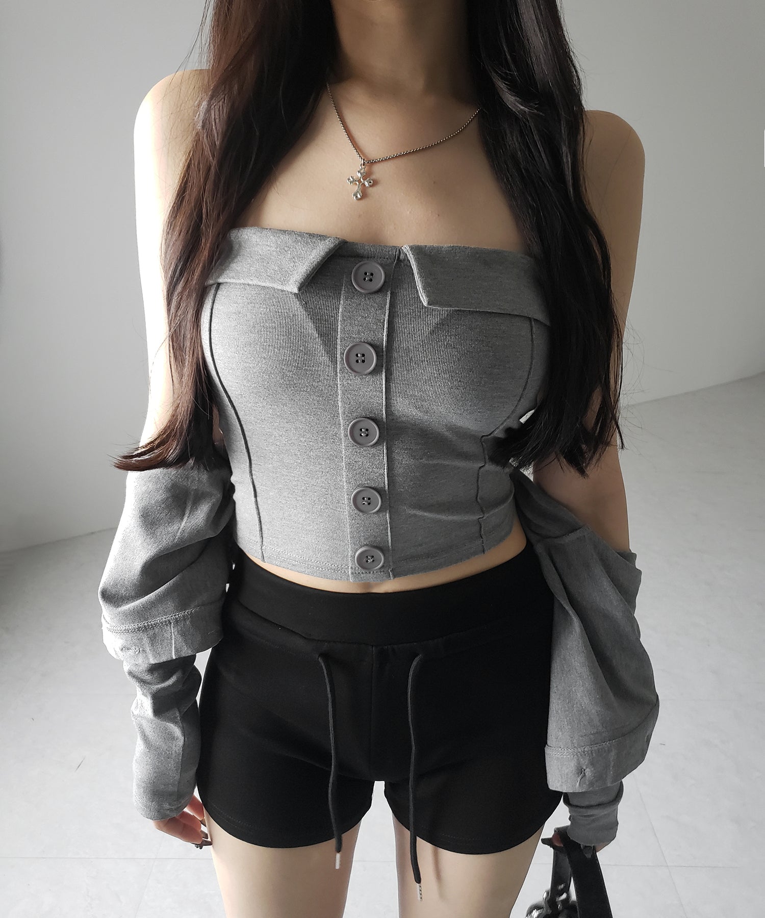 【 2点セット 】フロントボタンベアトップ + クロップドカットソーカーディガン SET / front button bare top + cropped cutsaw cardigan SET