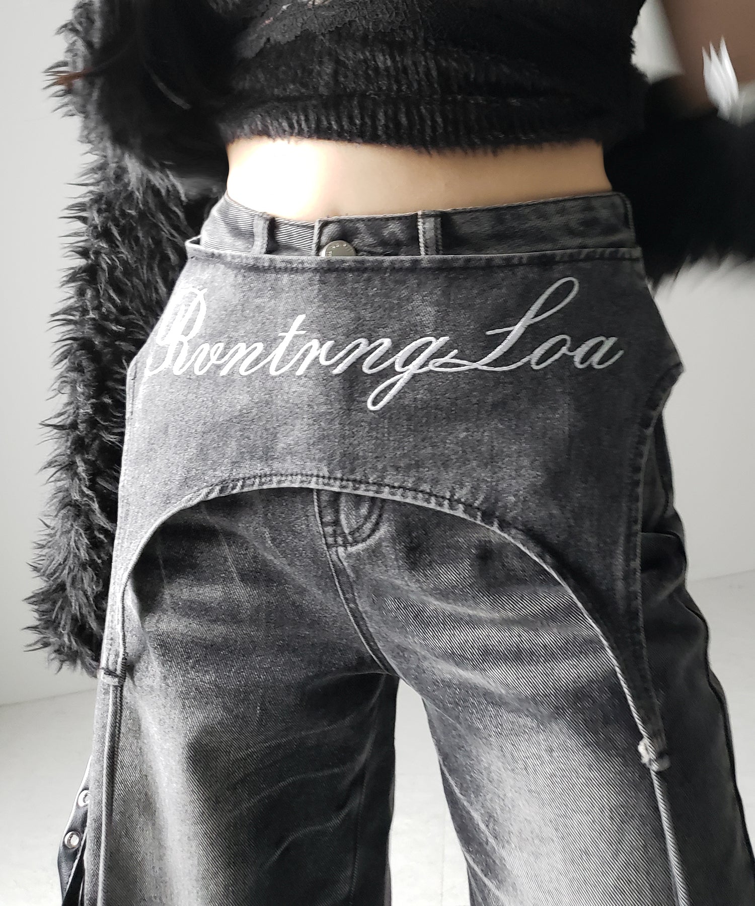 【 2WAY 】レタリングロゴ刺繍ガーターヴィンテージワイドデニム / lettering logo embroidery garter vintage wide denim