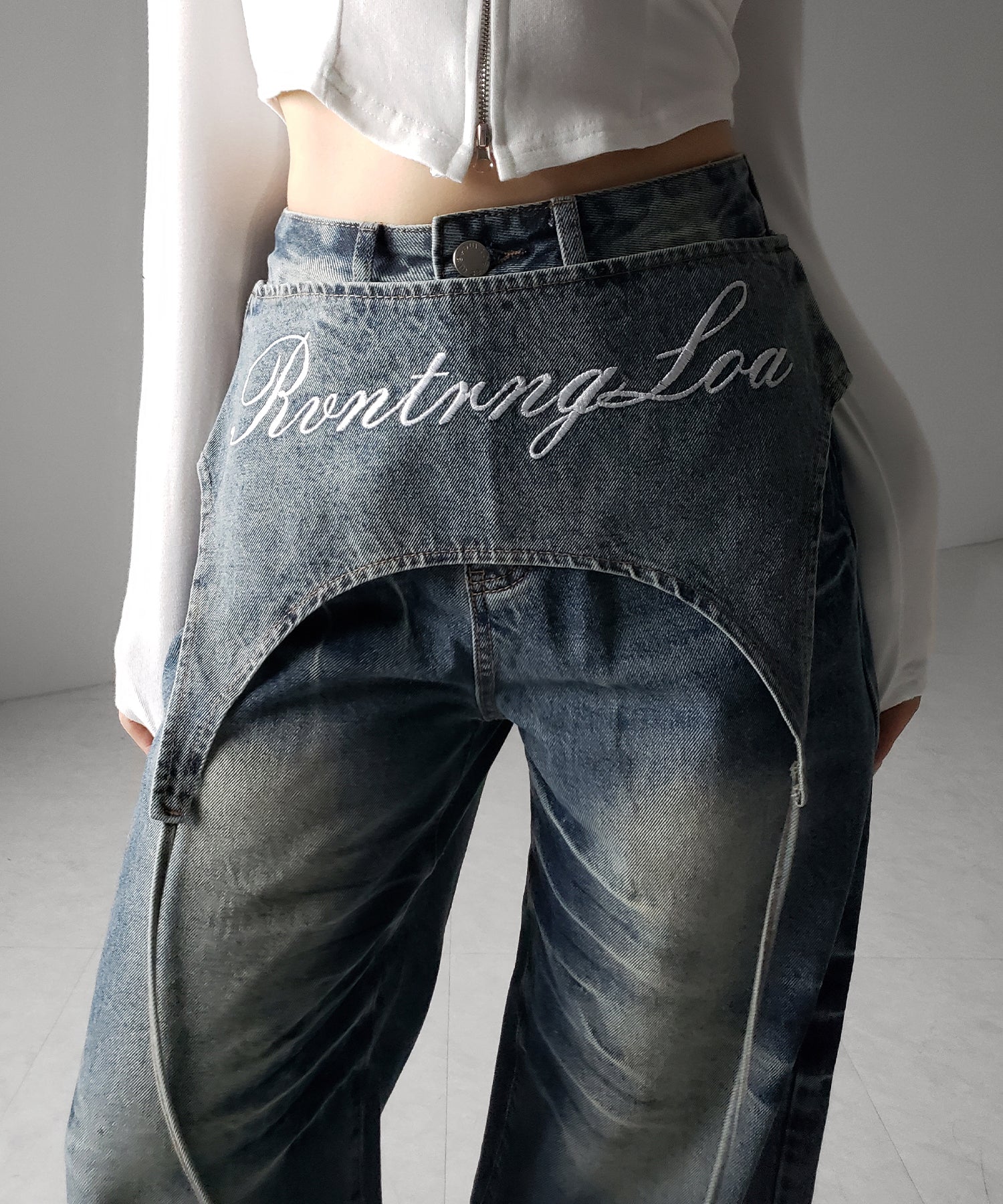 【 2WAY 】レタリングロゴ刺繍ガーターヴィンテージワイドデニム / lettering logo embroidery garter vintage wide denim