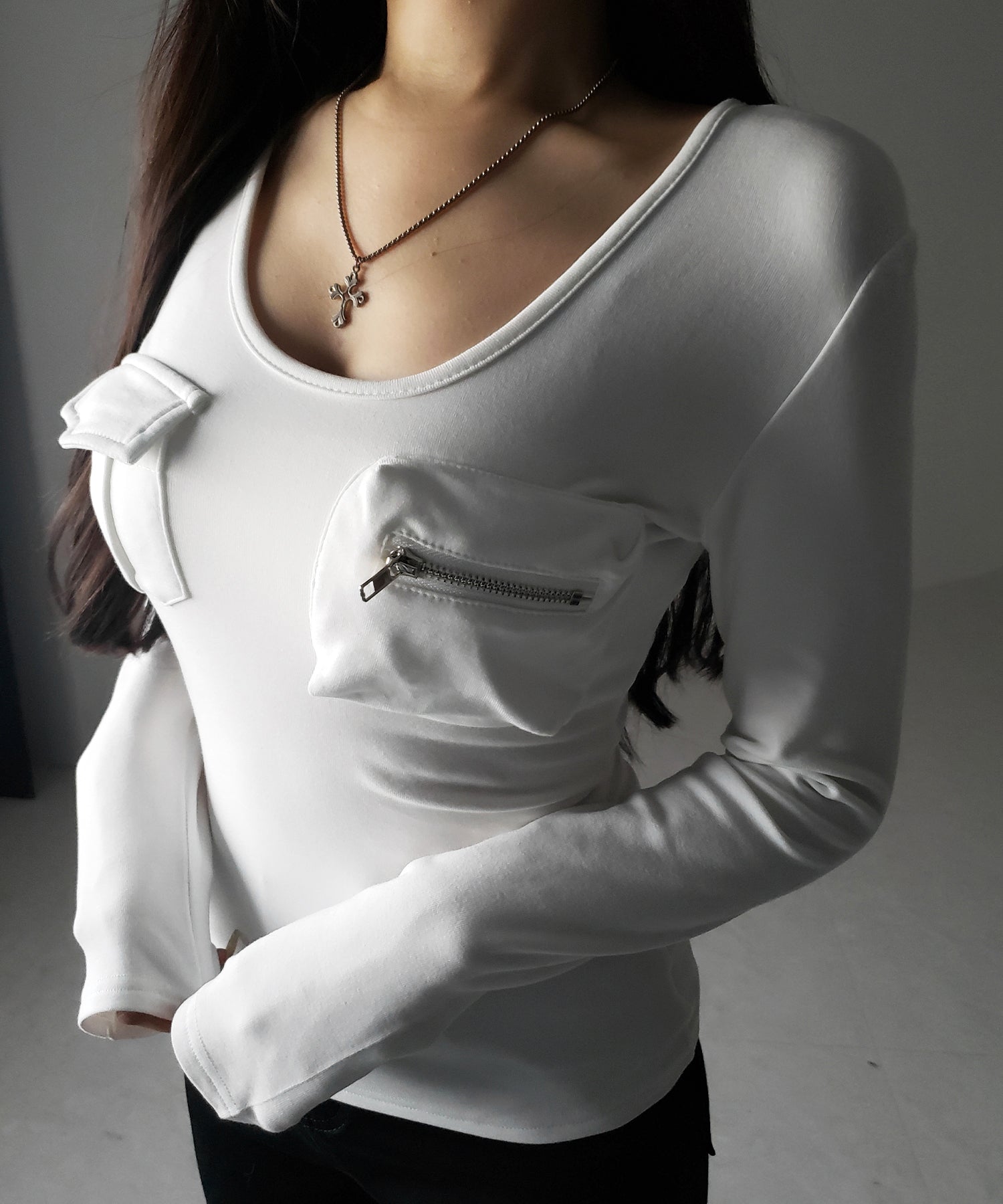 【 裏起毛 】アウトポケットオープンネックスリムトップス / out pocket open neck slim tops