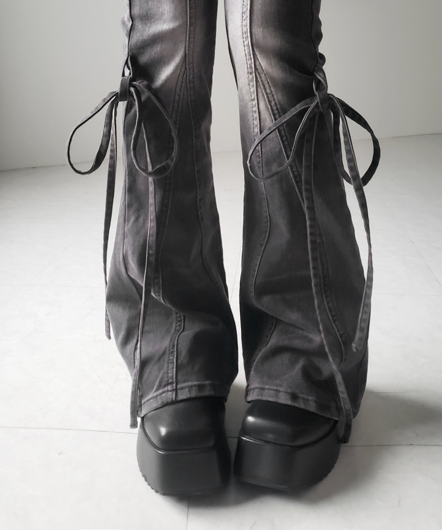 【 2color / 4size 】ストラップリボンヴィンテージストレッチフレアデニム / strap ribbon vintage stretch flare denim