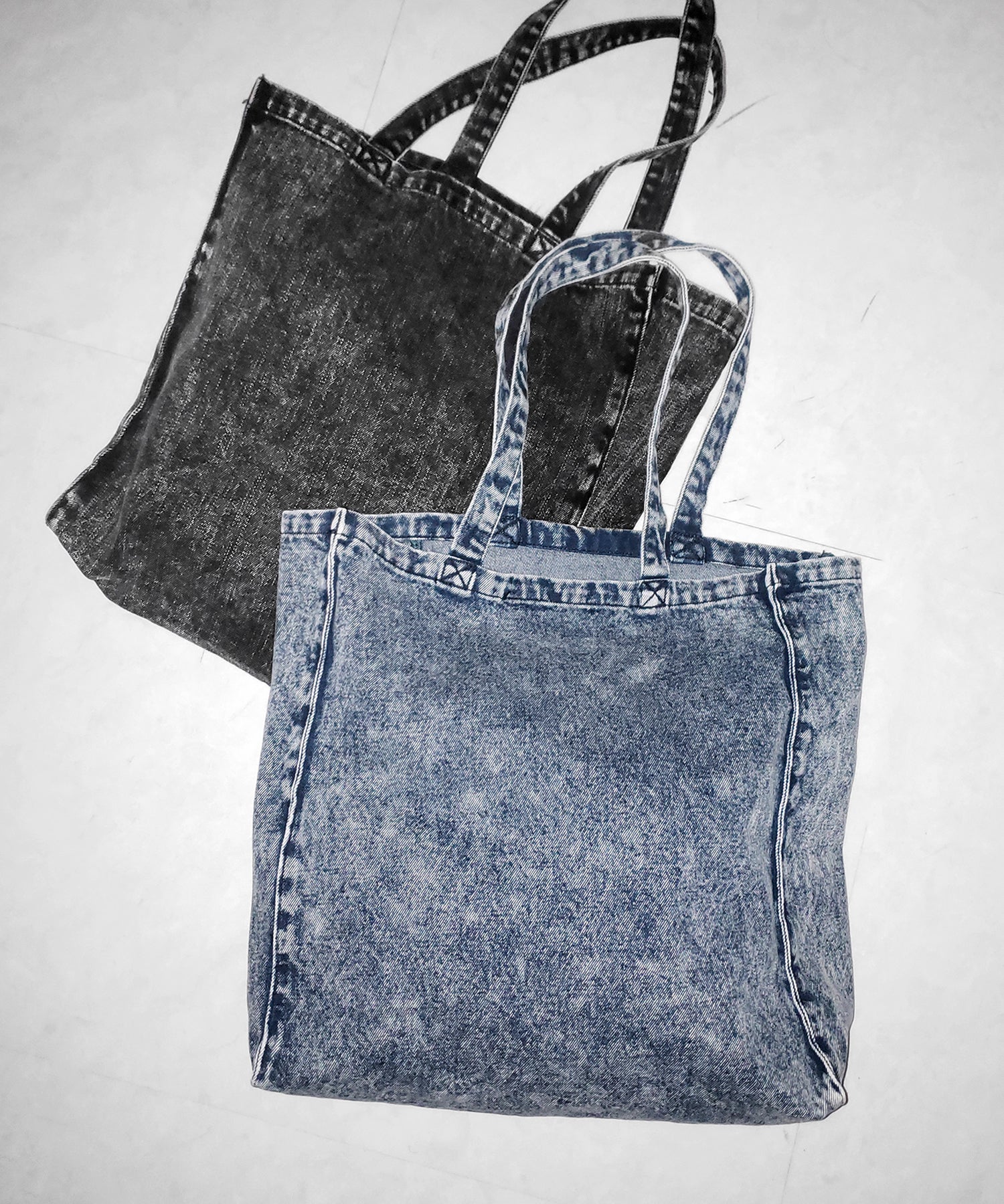 【 2color 】ヴィンテージケミカルブリーチビッグスクエアデニムトートバッグ / vintage chemical bleach big square denim tote bag