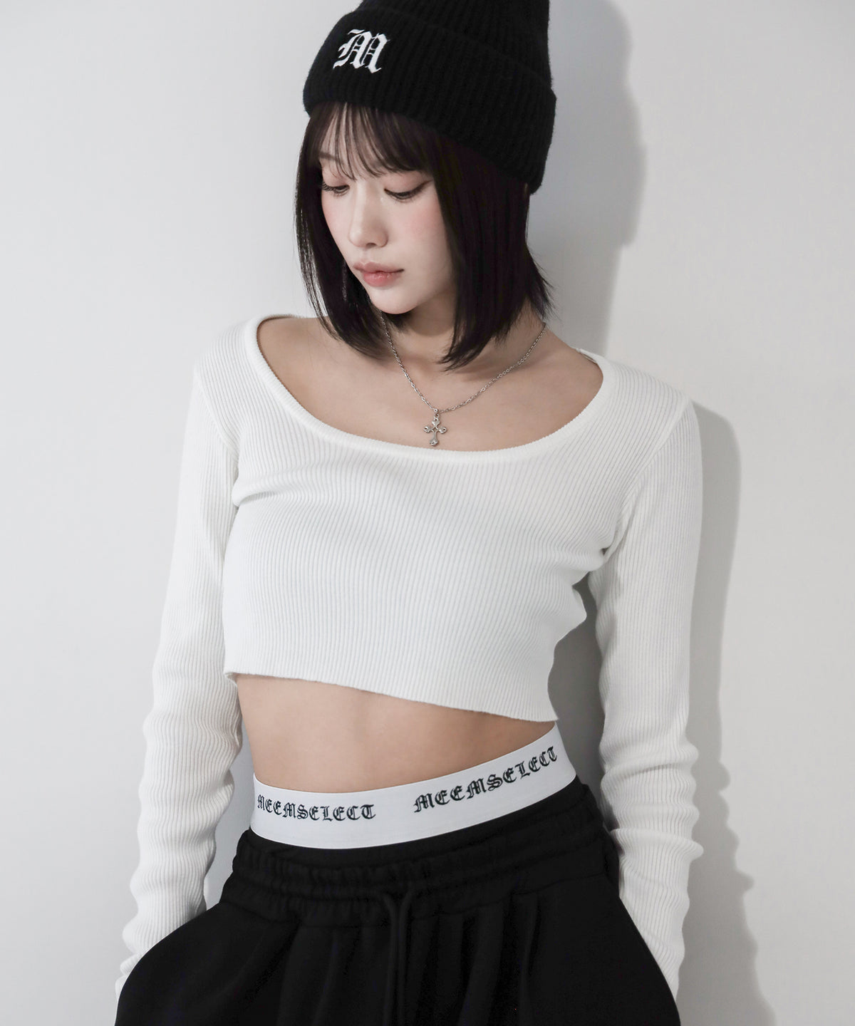 【 レイヤード可能 】グランジロゴインナーパンツ / grunge logo inner pants