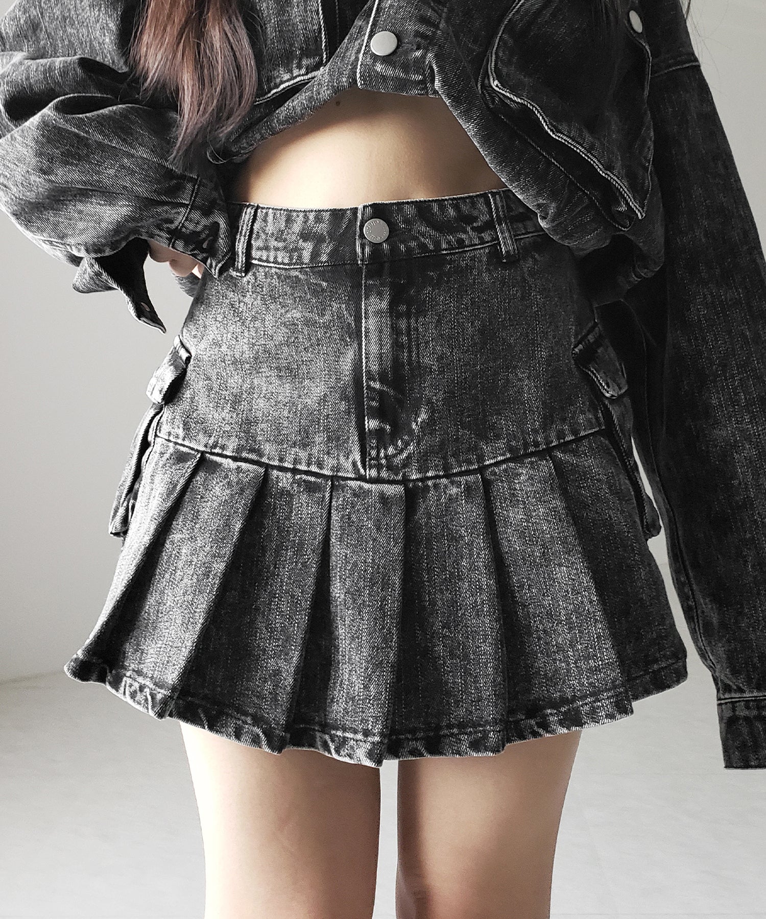 【 セットアップ着用可能 】ヴィンテージケミカルブリーチプリーツデニムミニスカート / vintage bleached pleated denim mini skirt
