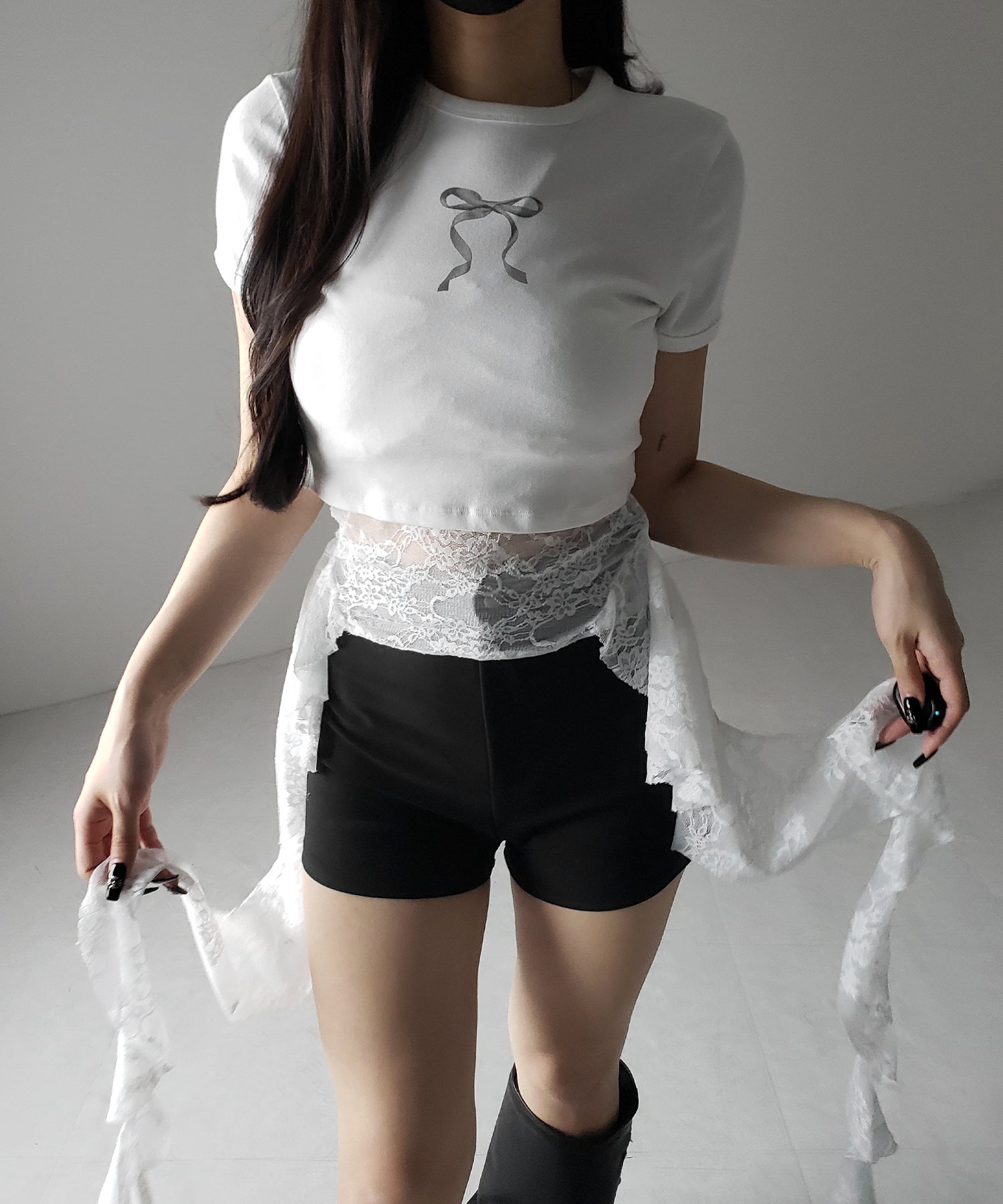 【 2color 】アシンメトリーフリルレースベアトップス / asymmetry frill lace bare tops