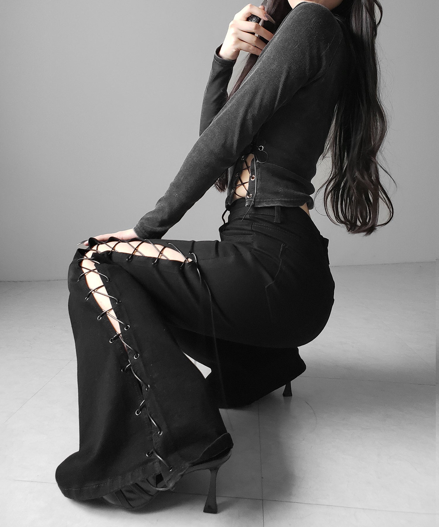 ヴィンテージサイドレースアップカットアウトショートロンT / vintage side lace up cutout short long sleeve T-shirts