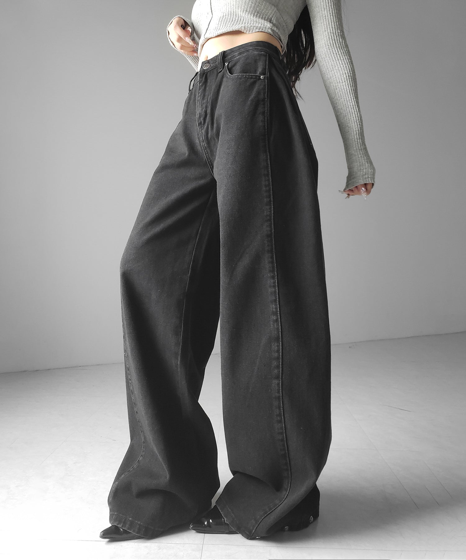 ヴィンテージライクウォッシュカーブワイドデニム / vintage like wash curve wide denim
