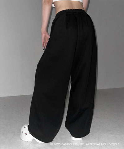 【 HELLO KITTY × me+em select 】ハローキティM LOGO ワイドスウェットパンツ / Hello Kitty M Logo wide sweatpants 【 セットアップ着用可能 】