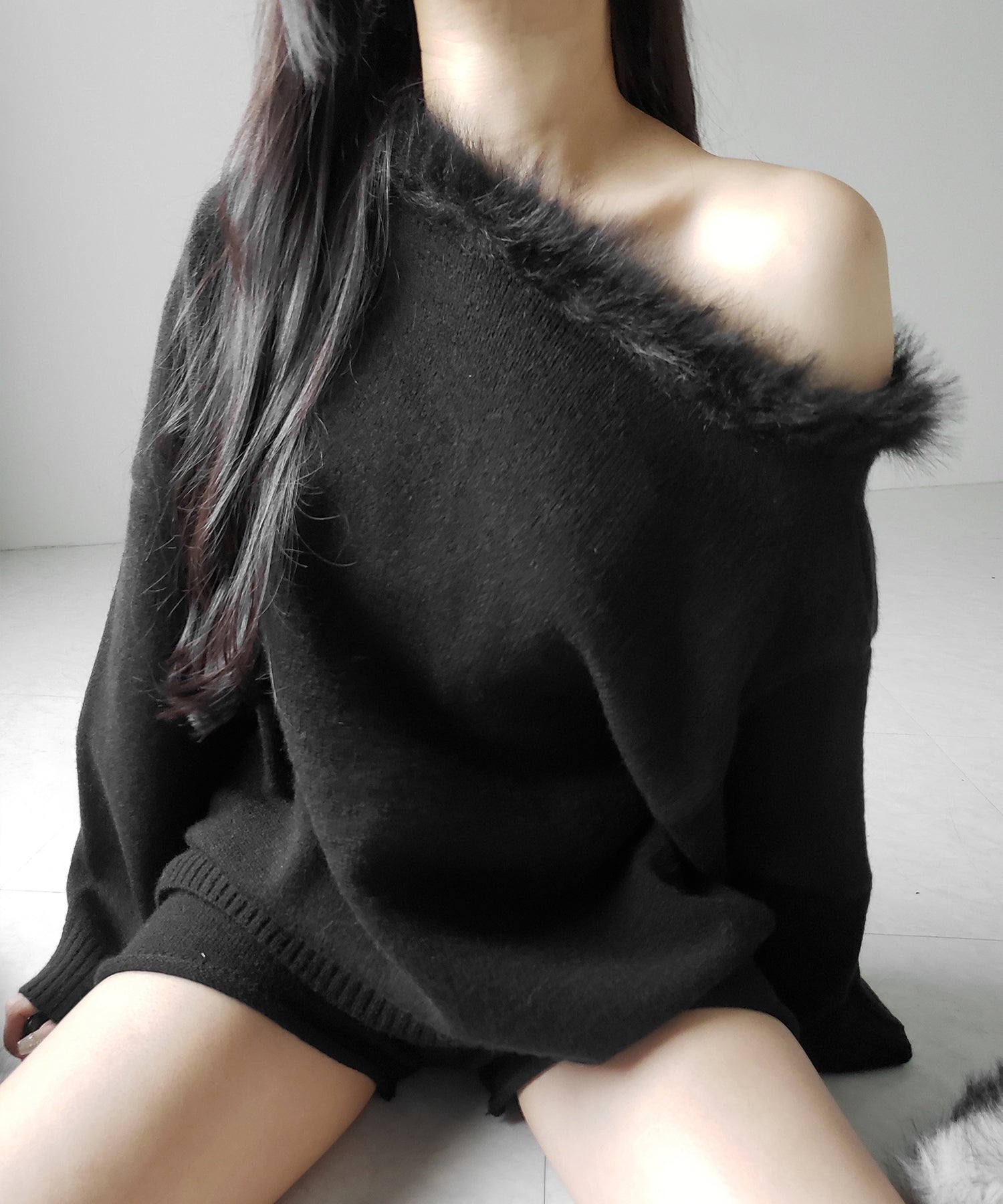 【 ニットセットアップ 】フェイクファーワンショルオーバーニット + ニットショートパンツ SET / fake fur one-shoulder over knit + knit short pants SET