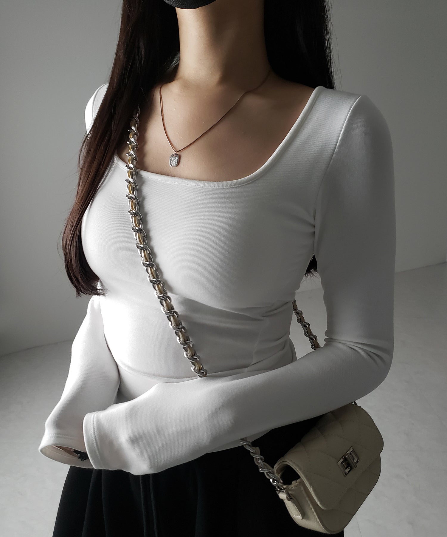 【 裏起毛 / カップ付き 】スクエアネックスリムカットソートップス