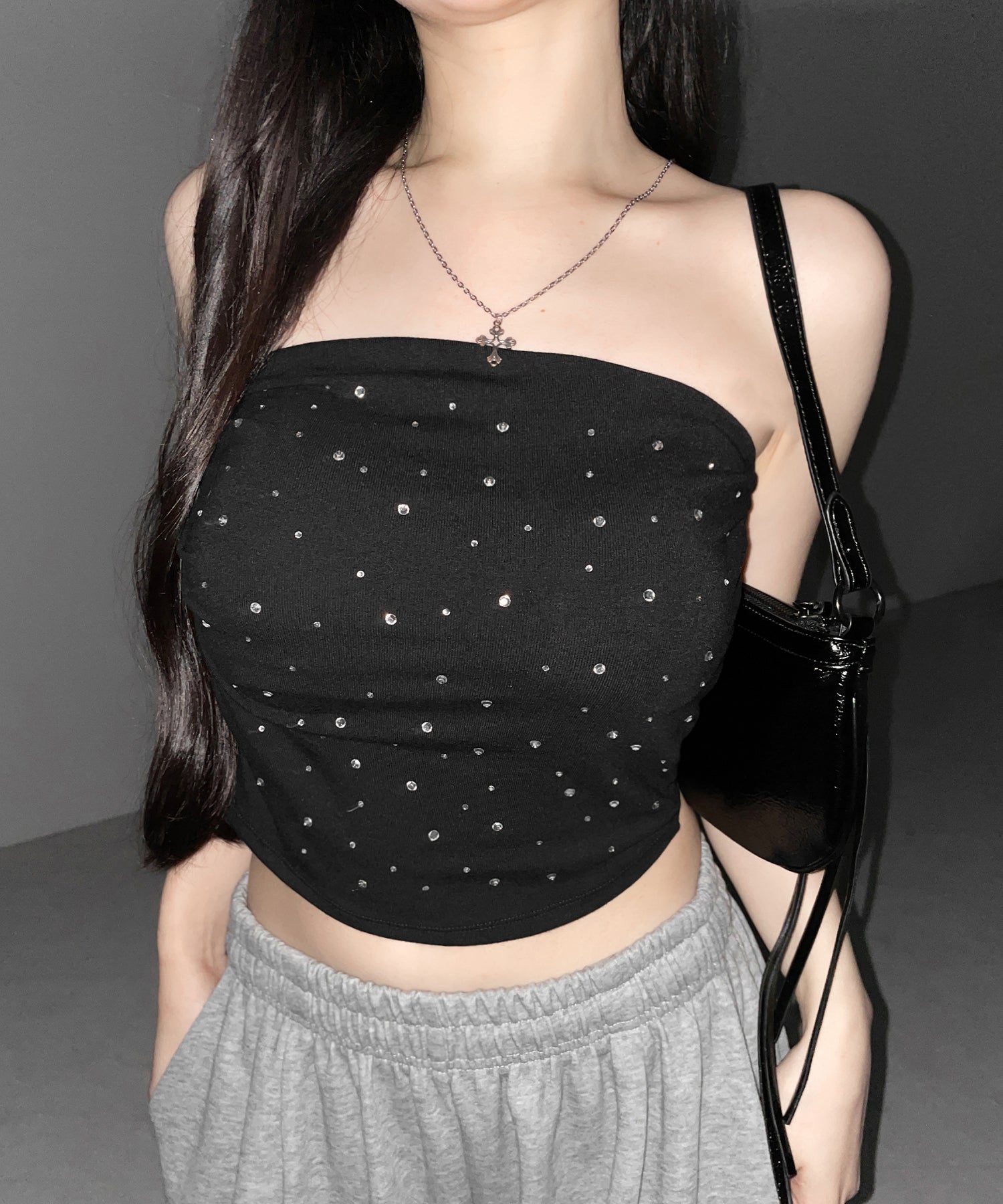 ラインストーンスリムフィットベアトップ / Rhinestone slim fit bare top