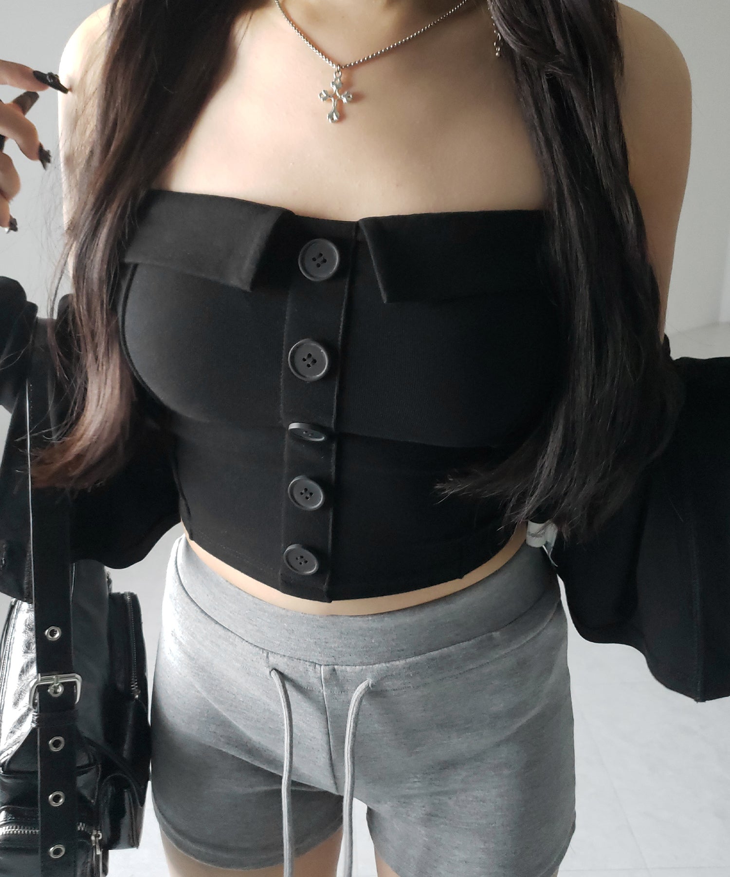 【 2点セット 】フロントボタンベアトップ + クロップドカットソーカーディガン SET / front button bare top + cropped cutsaw cardigan SET