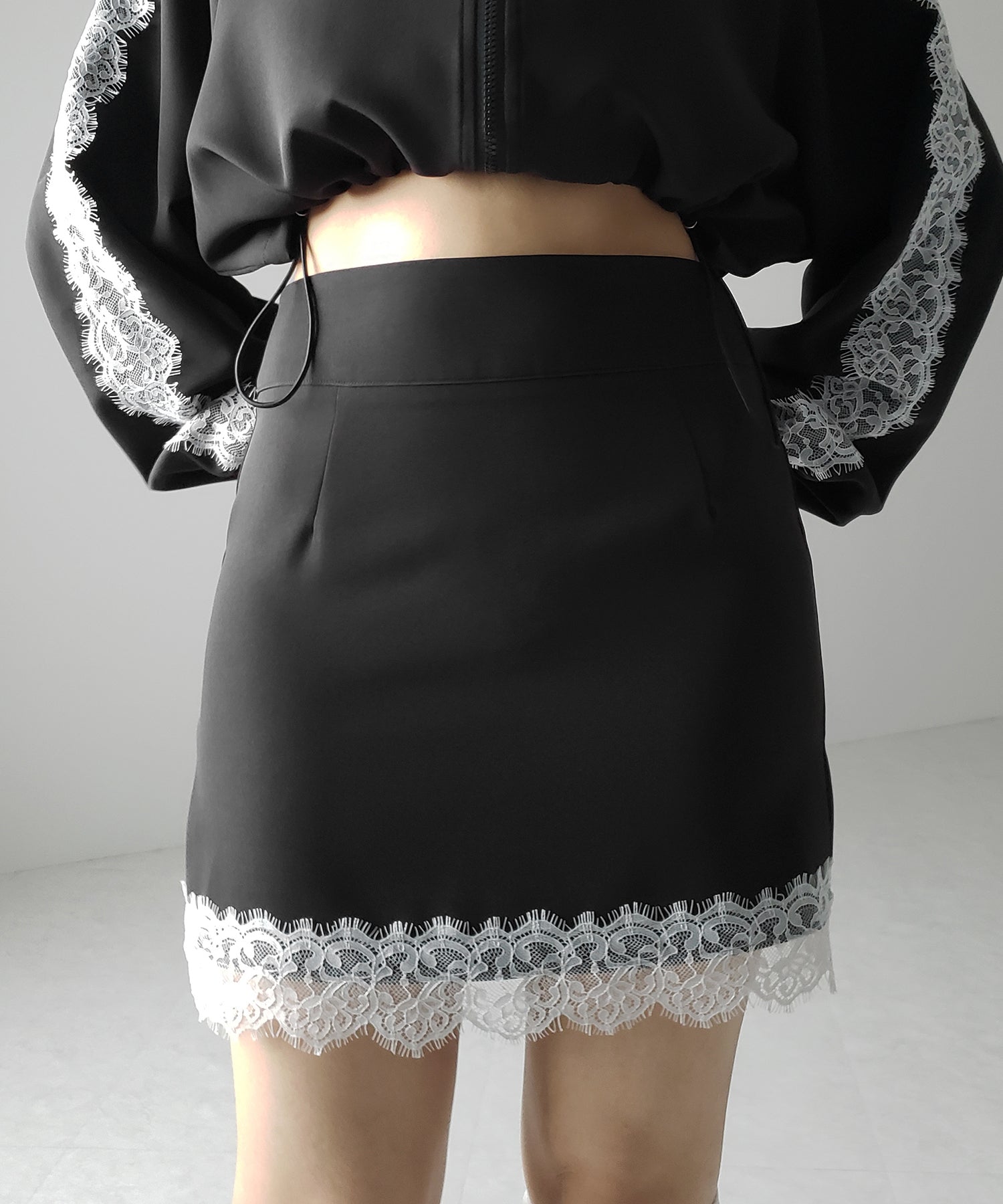 【 セットアップ着用可能 】サイドラインハイウエストミニスカート / sideline high waist mini skirt