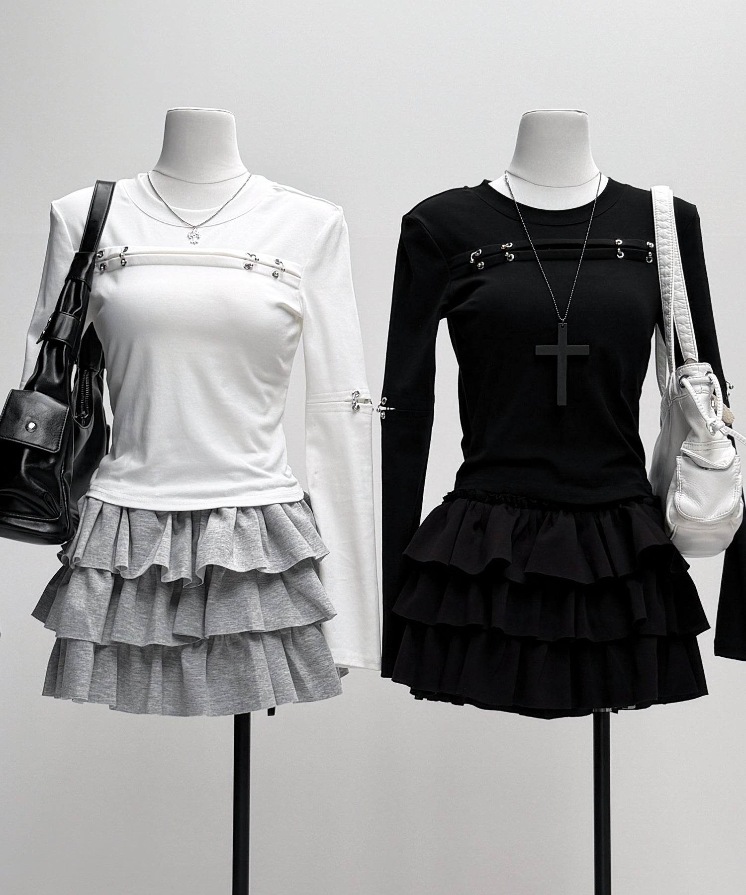 ピアッシングカットアウトスリムロンT/ piercing cutout slim long sleeve T-shirts