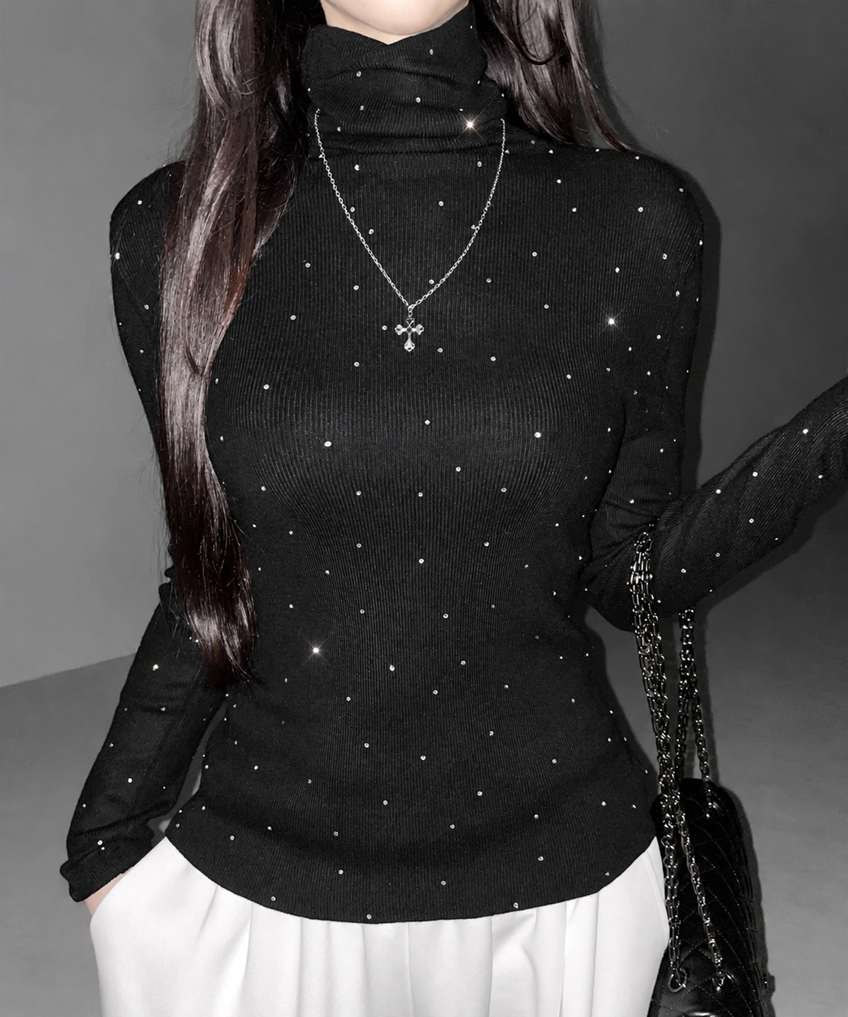 ラインストーンタートルニットトップス / Rhinestone turtleneck knit tops