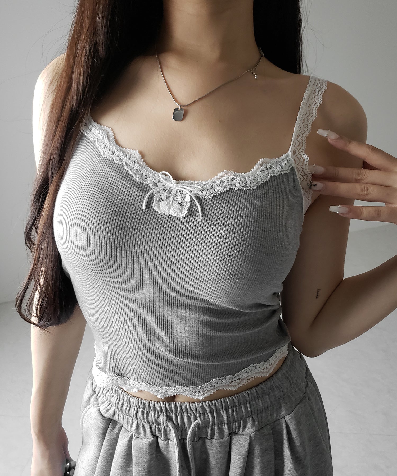 【 3color 】バイカラーレースクロップドリブキャミソール / bicolor lace cropped rib camisole