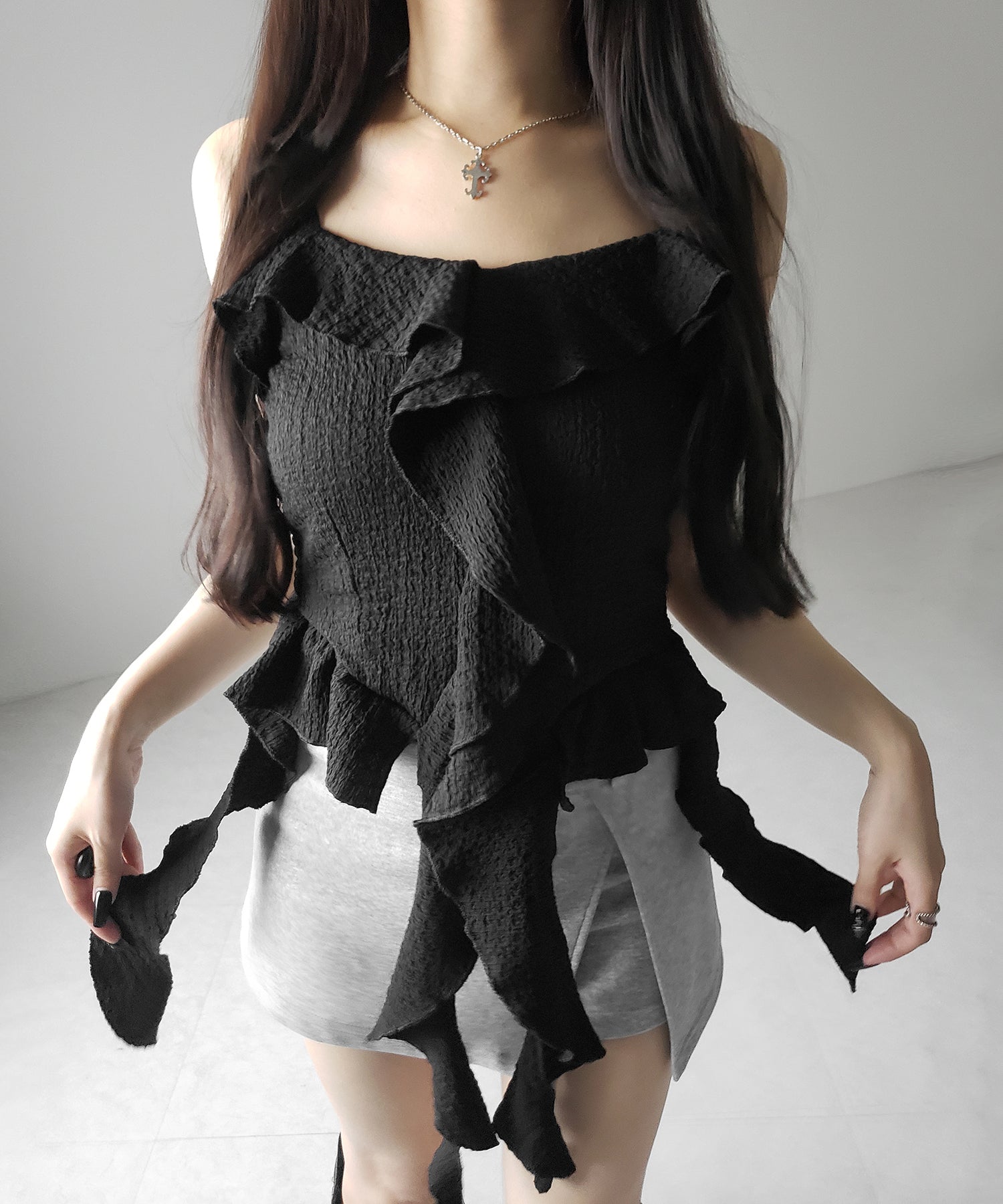 ラッフルフリルレイヤードビスチェキャミソール / ruffle frill layered bustier camisole