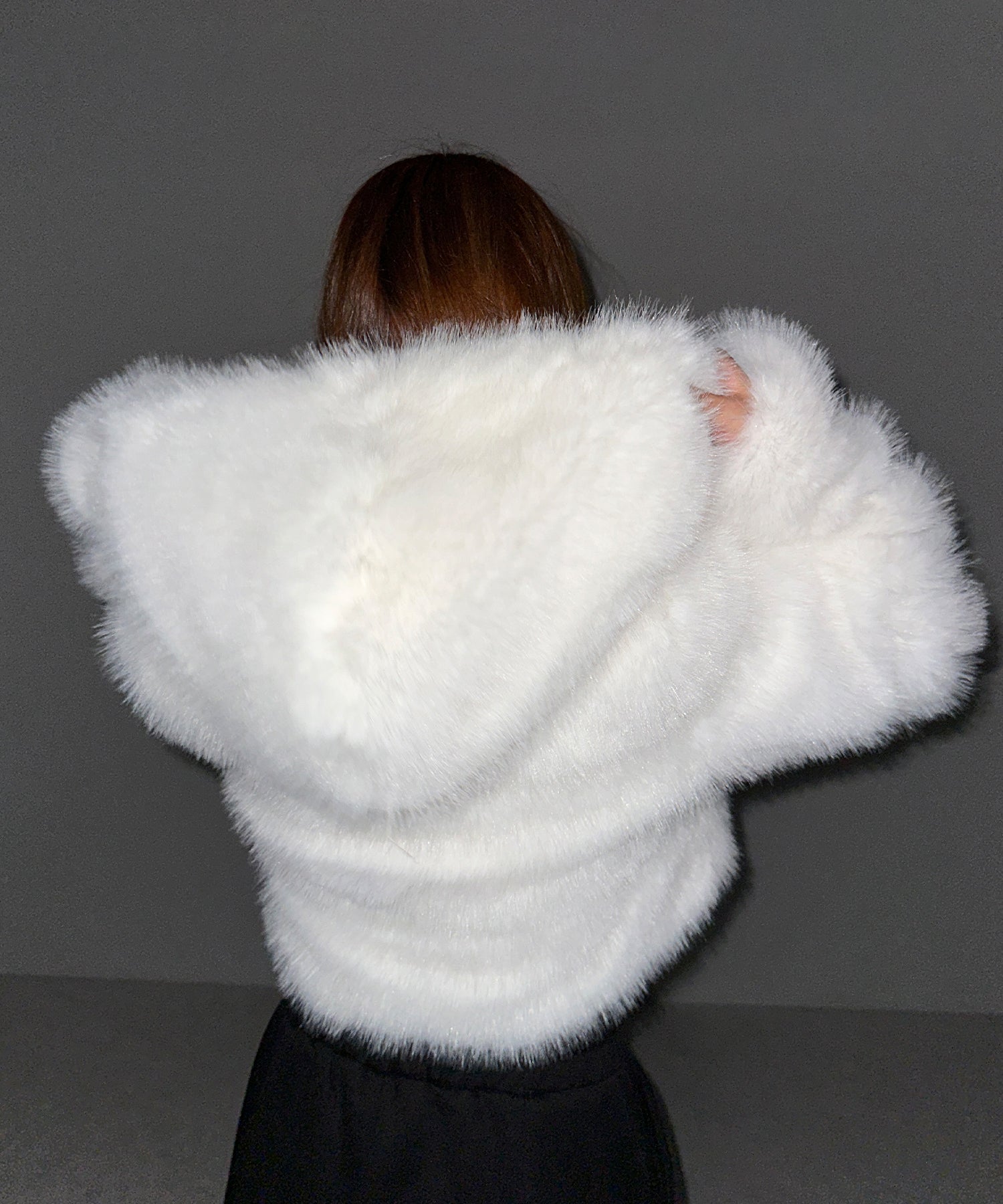 フェイクファーフーディショートコート / fake fur hoodie short coat
