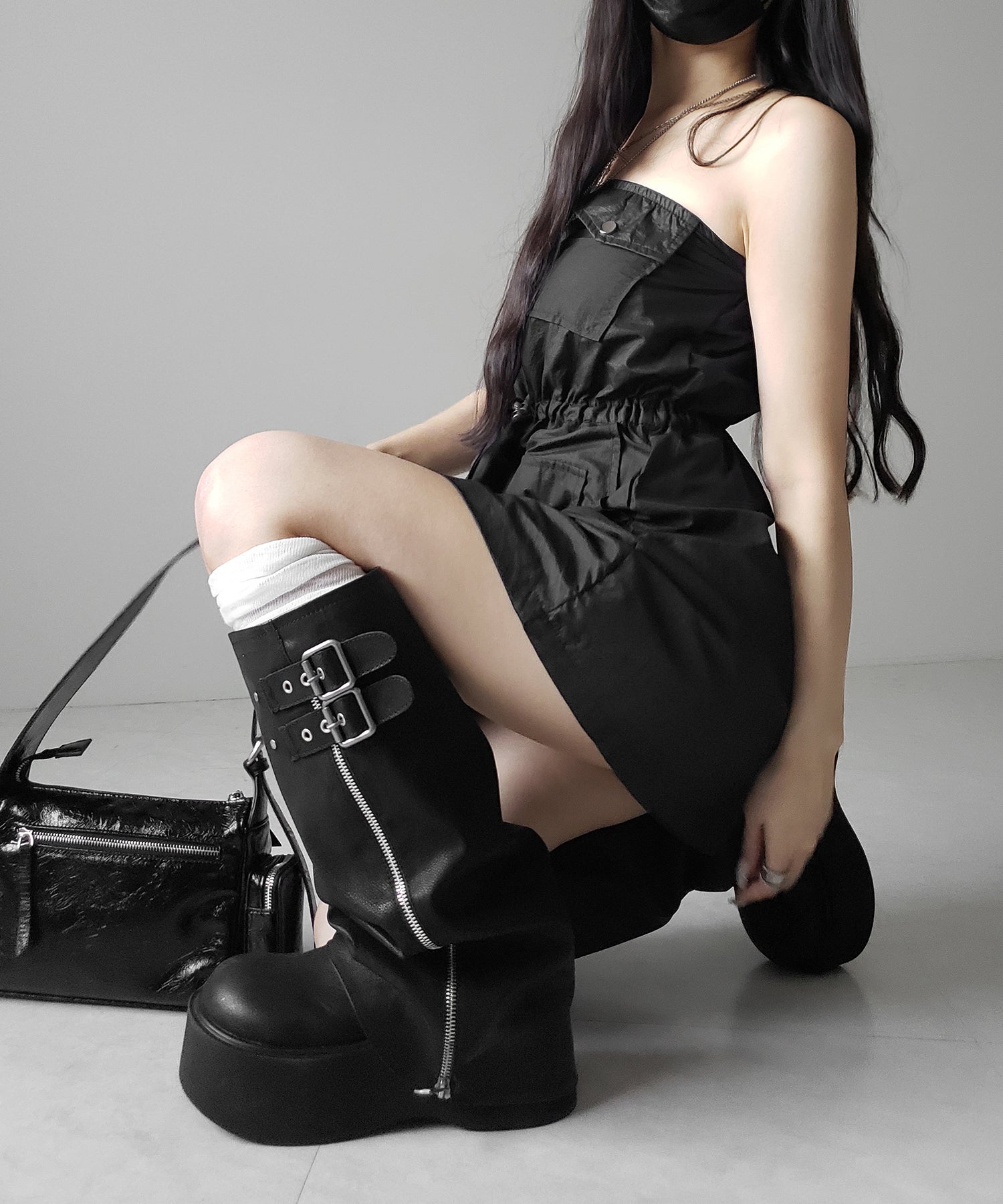 【 2color 】アウトポケットナイロンカーゴミニワンピ /out pocket nylon cargo mini onepiece
