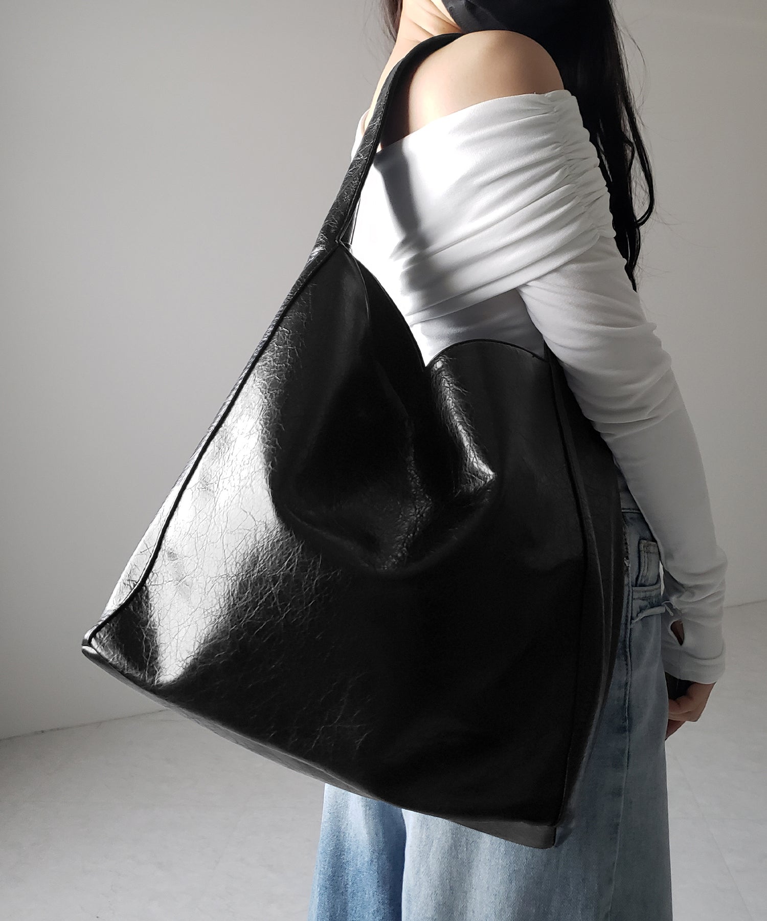 【 大容量 】フェイクシボレザーワンハンドルショルダーバッグ / fake shibo leather onehandle shoulder bag