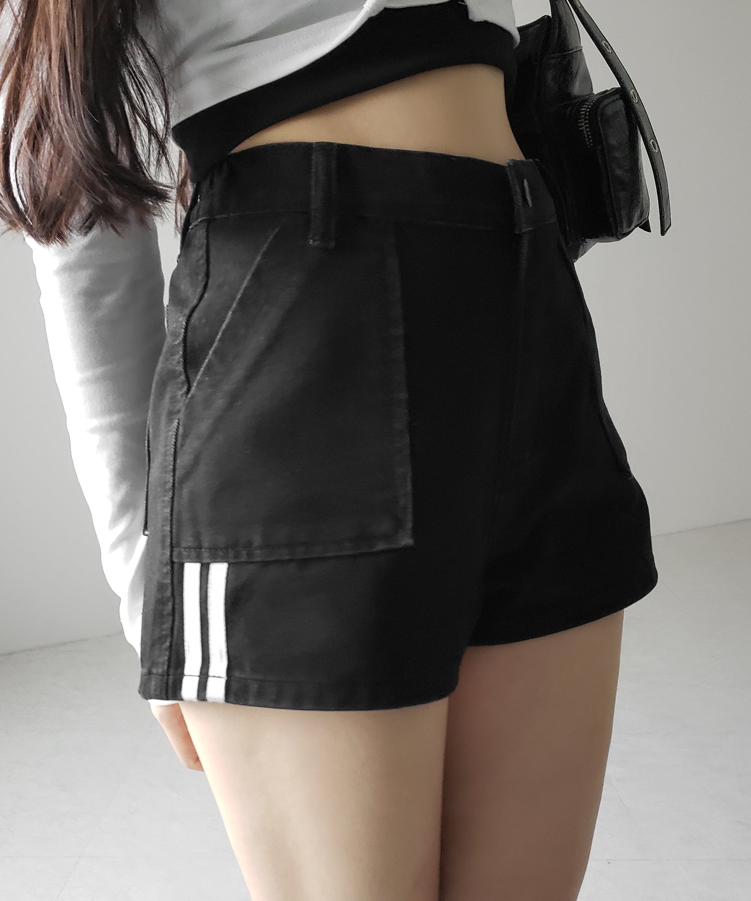 【 2color 】サイドラインハイウエストデニムショートパンツ / sideline highwaist denim short pants