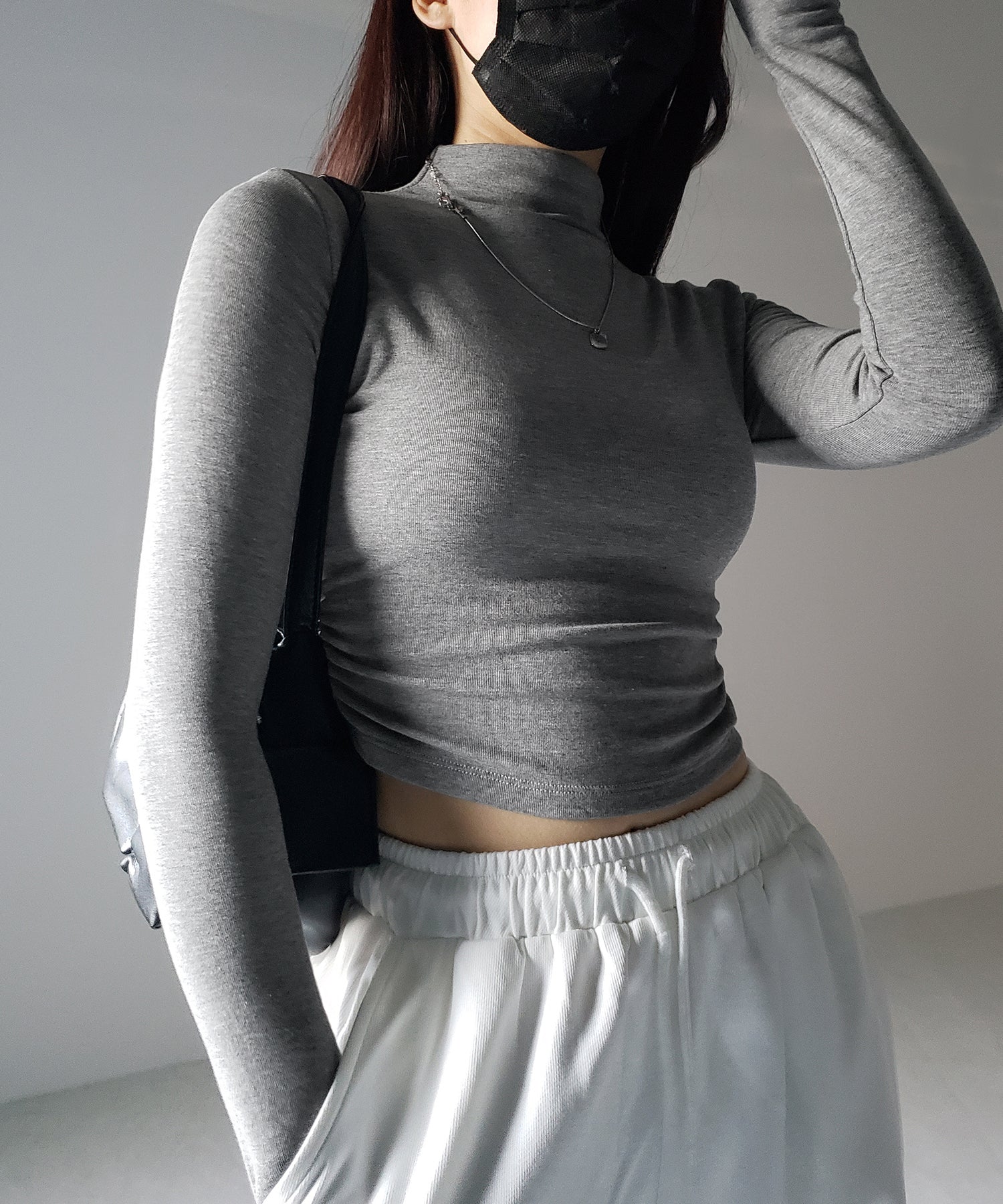 【 カップ付き / 裏起毛 】プチハイネックシャーリングショートカットソートップス