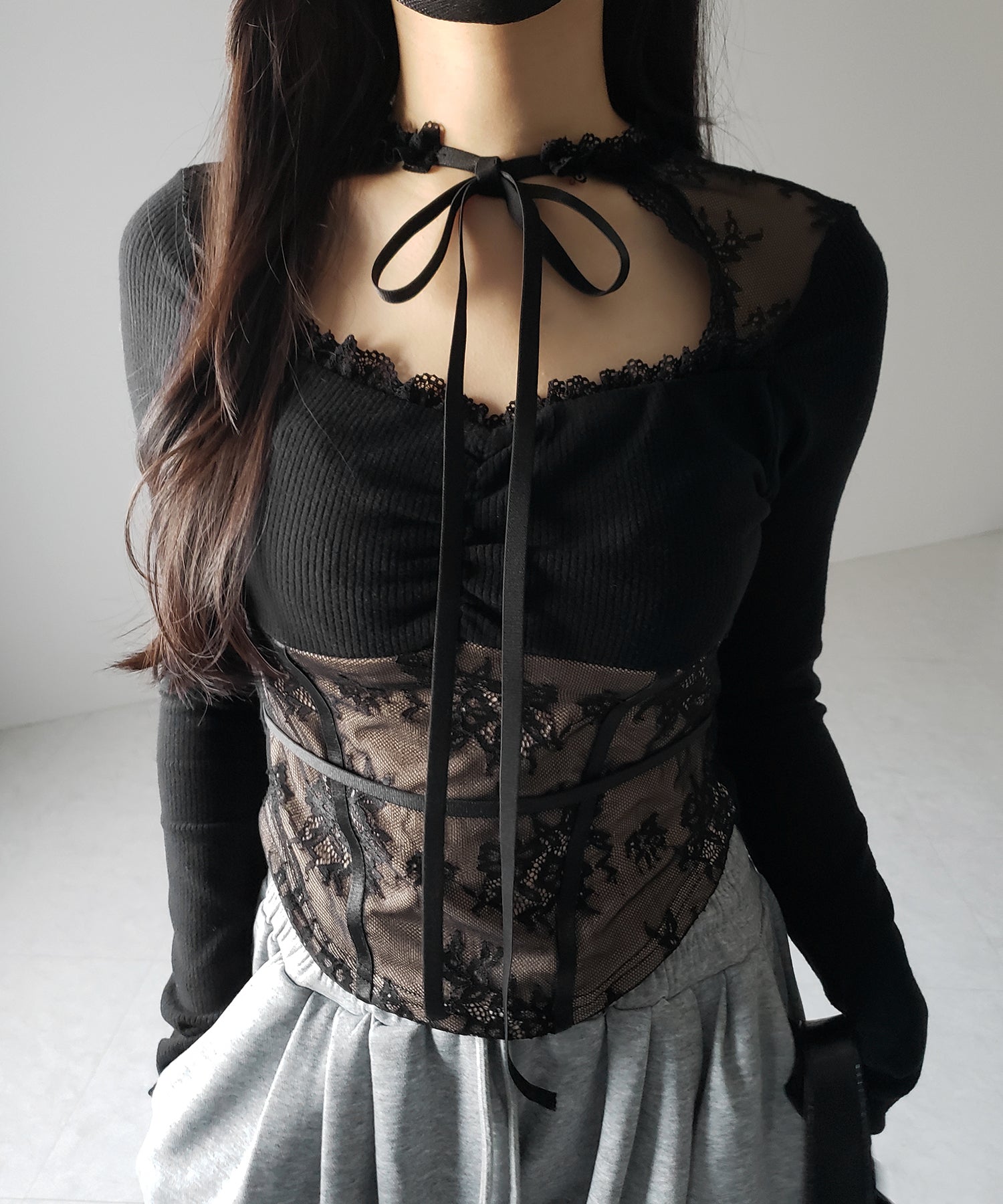 【 2color 】チョーカーネックリボンレーシーカットソートップス / choker neck ribbon lacy cutsaw tops