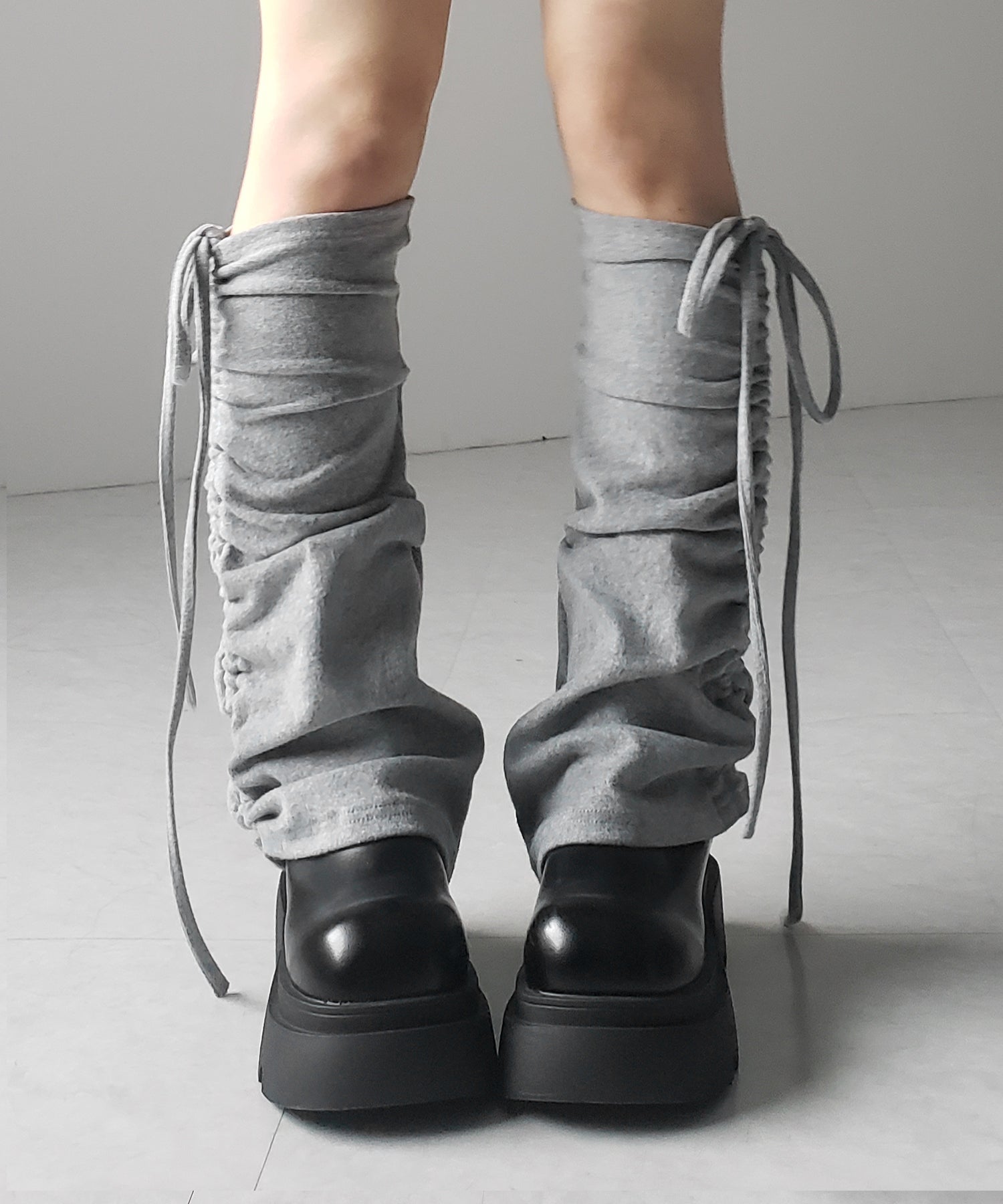 【 2color 】ストラップリボンサイドシャーリングレッグカバー / strap ribbon side shirring leg cover