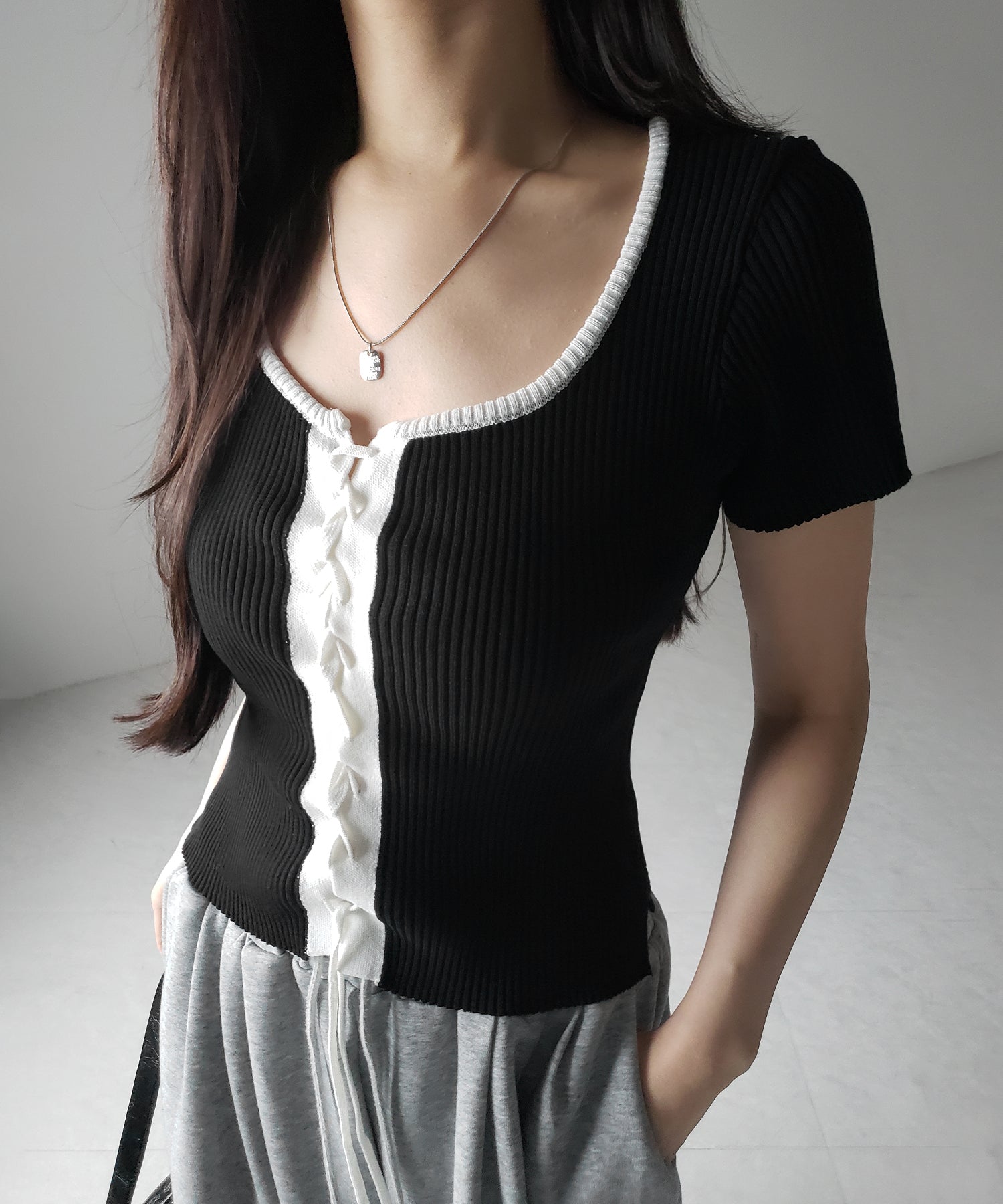 半袖レースアップスリムニットトップス / short-sleeve lace up slim knit tops
