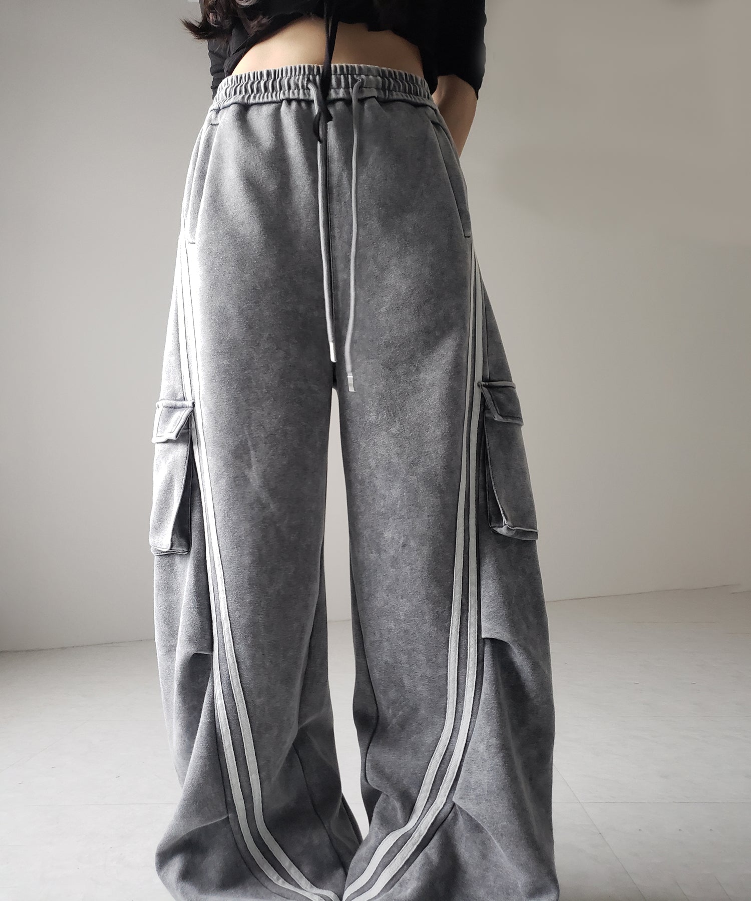 【 裾絞り可能2WAY 】ピグメントヴィンテージサイドラインタックワイドスウェットパンツ / pigment vintage sideline tuck wide sweatpants