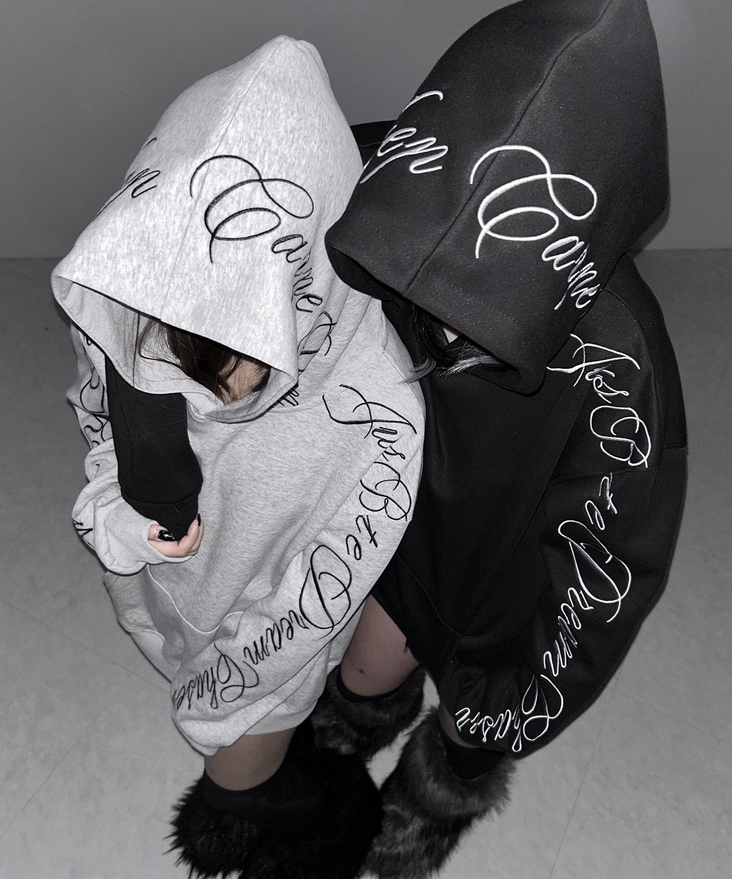 レタリングロゴ刺繍オーバースウェットパーカー /lettering logo embroidery over sweat hoodie