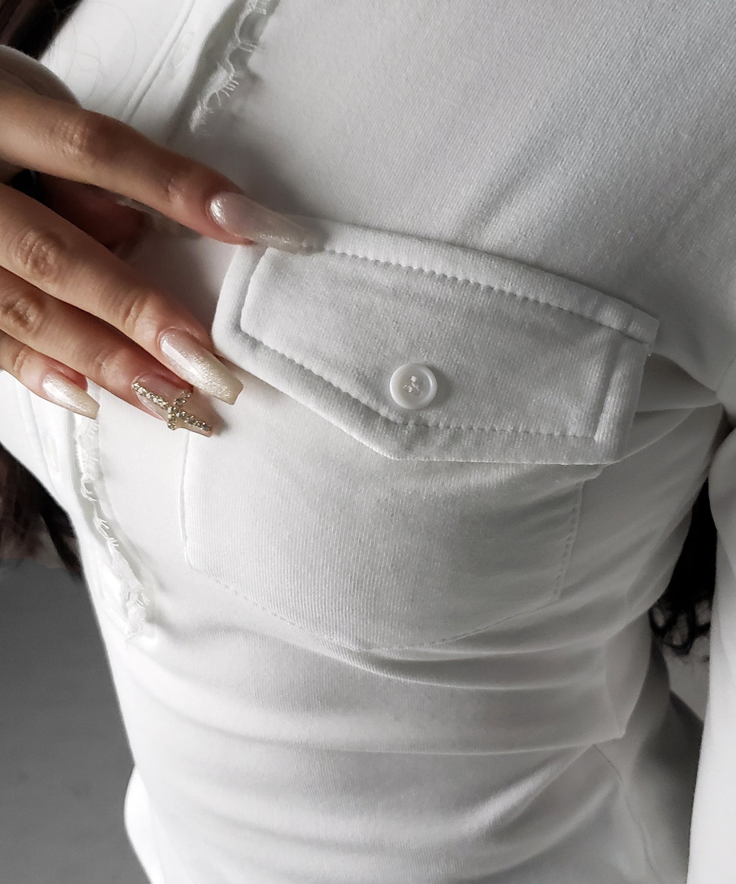 【 裏起毛 】レースドッキングヘンリーネックトップス / lace docking henley neck tops