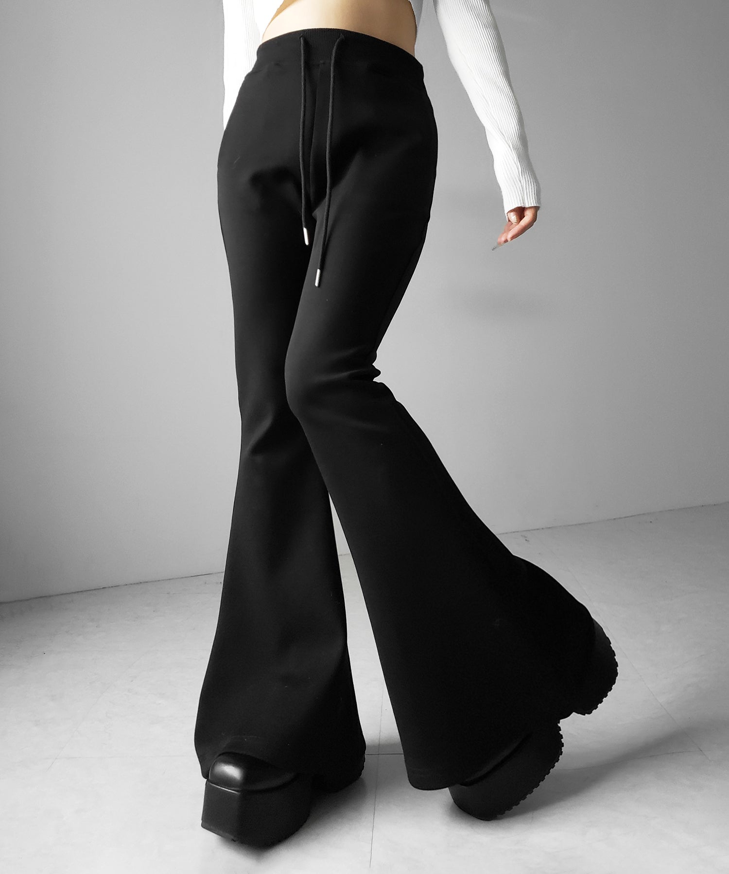 ハイウエストワンホンスウェットフレアパンツ / high waist wanghong sweat flare pants