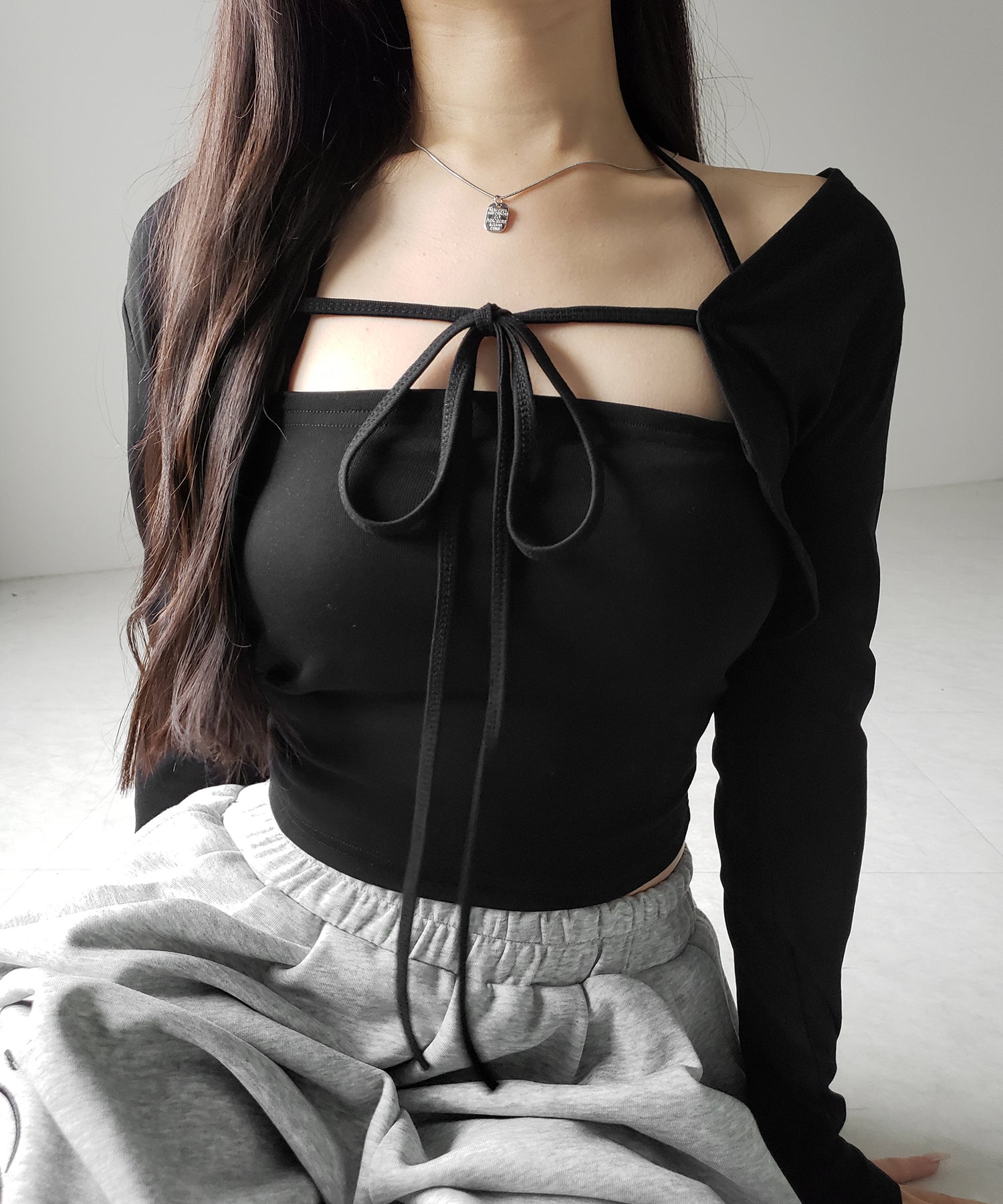 【 2点セット 】フロントリボン長袖ショートカーディガン+ ホルターキャミソール SET / front ribbon longsleeve short cardigan + halter camisole SET