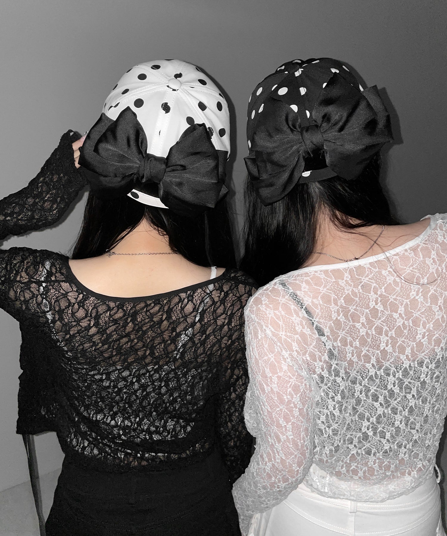ドットレースフロントリボンキャミソール / Dot lace front ribbon camisole