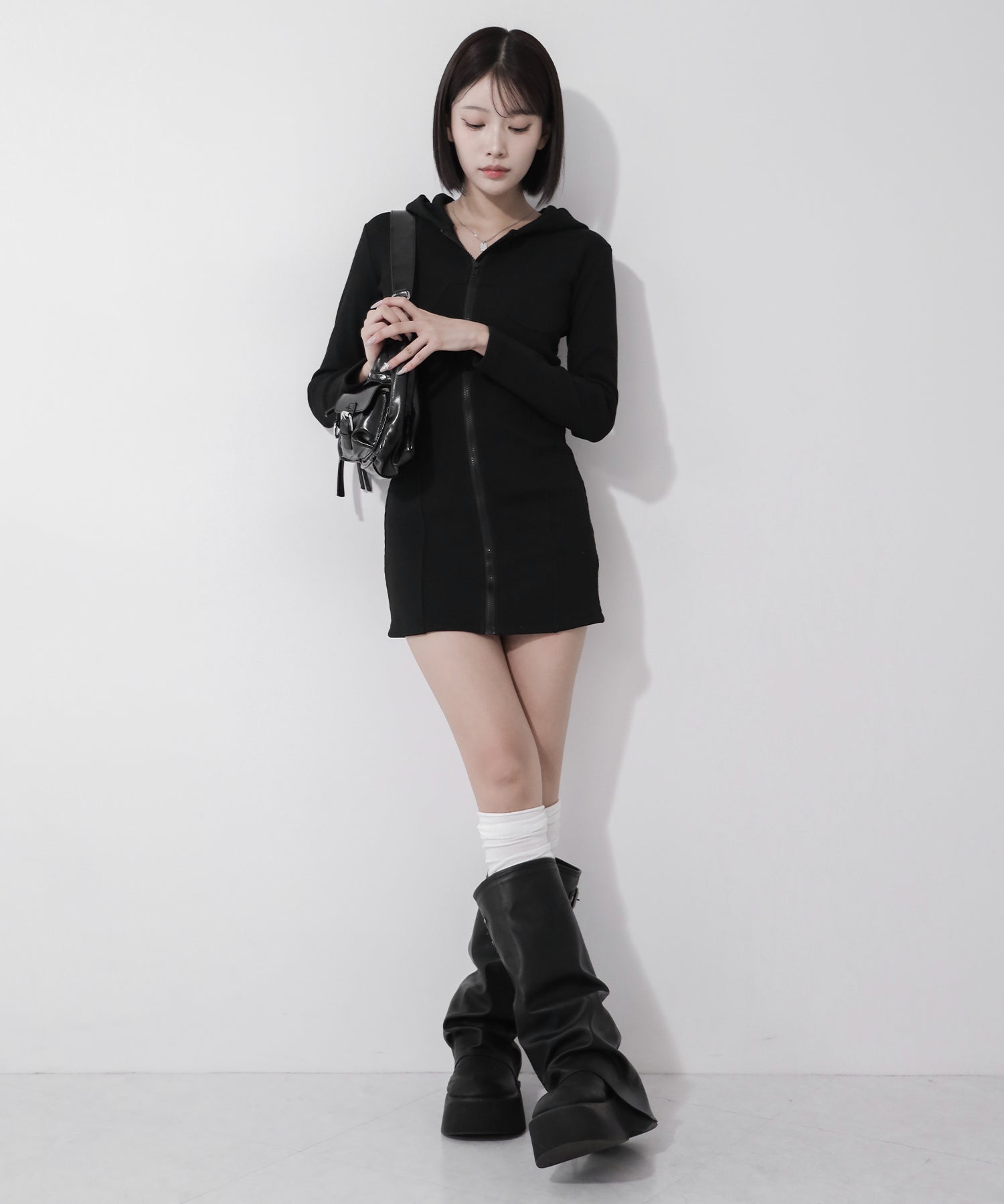 フーディジップアップスリムラインミニワンピース / Hoodie zip up slimline mini onepiece