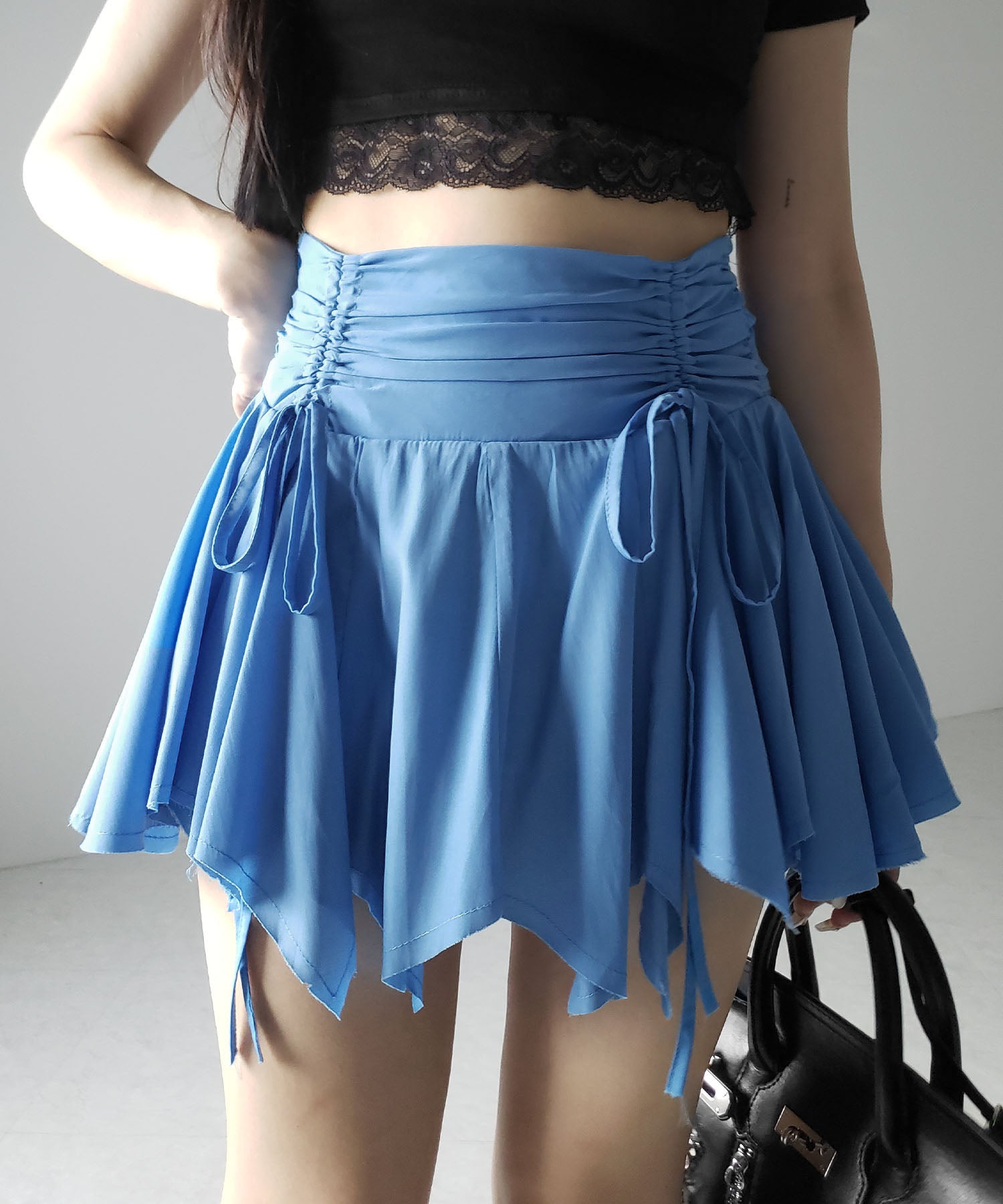 【 2color / 2size 】シャーリングダブルリボンアシンメトリーフリルミニスカート / shirrin double ribbon asymmetry frill mini skirt