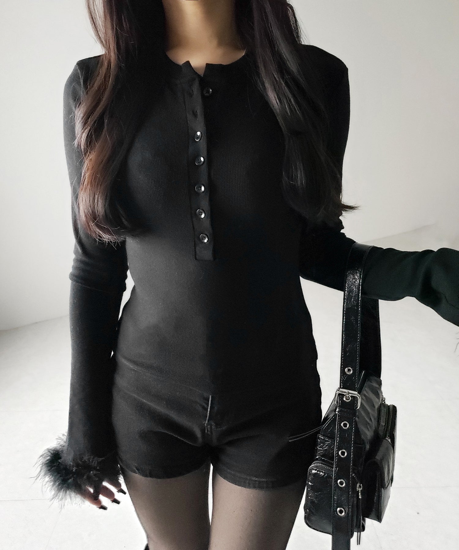 【 2color 】ファースリーブヘンリーネックリブトップス / fur sleeve henley neck lib tops