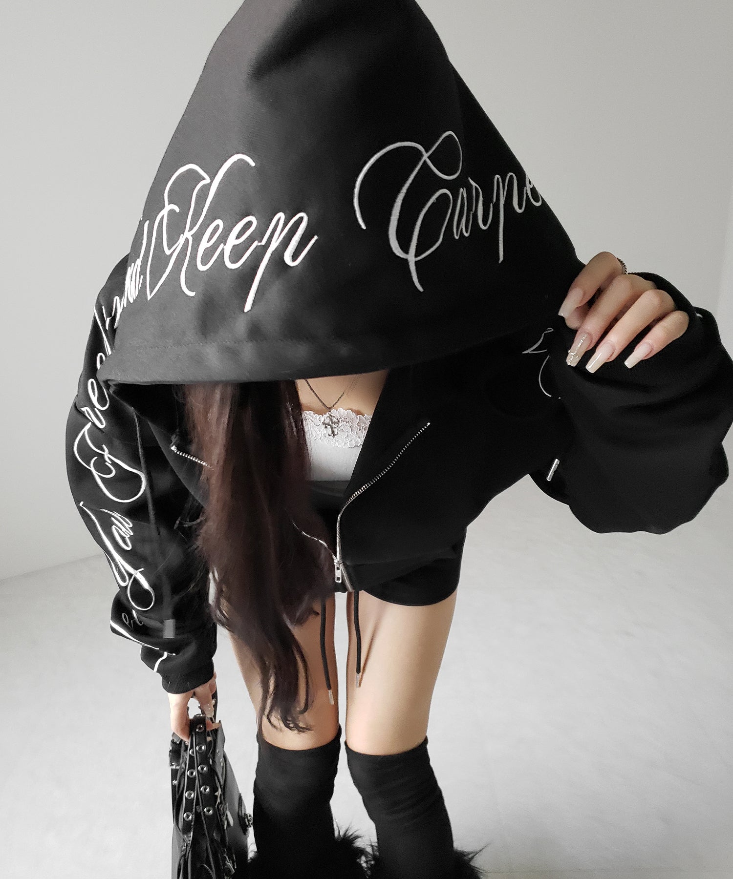 【 セットアップ 】レタリングロゴ刺繍ジップアップパーカー&ショートパンツ / lettering logo embroidery zip-up hoodie & short pants SETUP