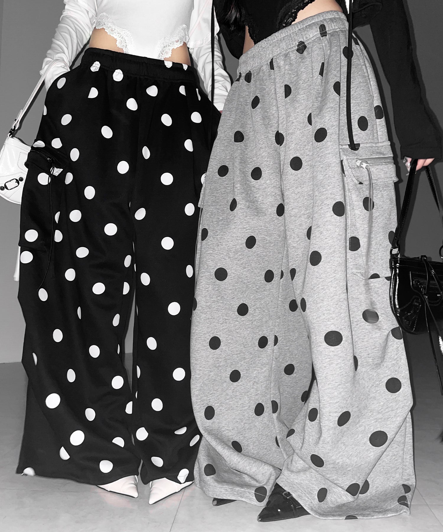 【 裾絞り可能2WAY 】ドットドローコードタックワイドカーゴスウェットパンツ / Dot drawcord tuck wide cargo sweatpants