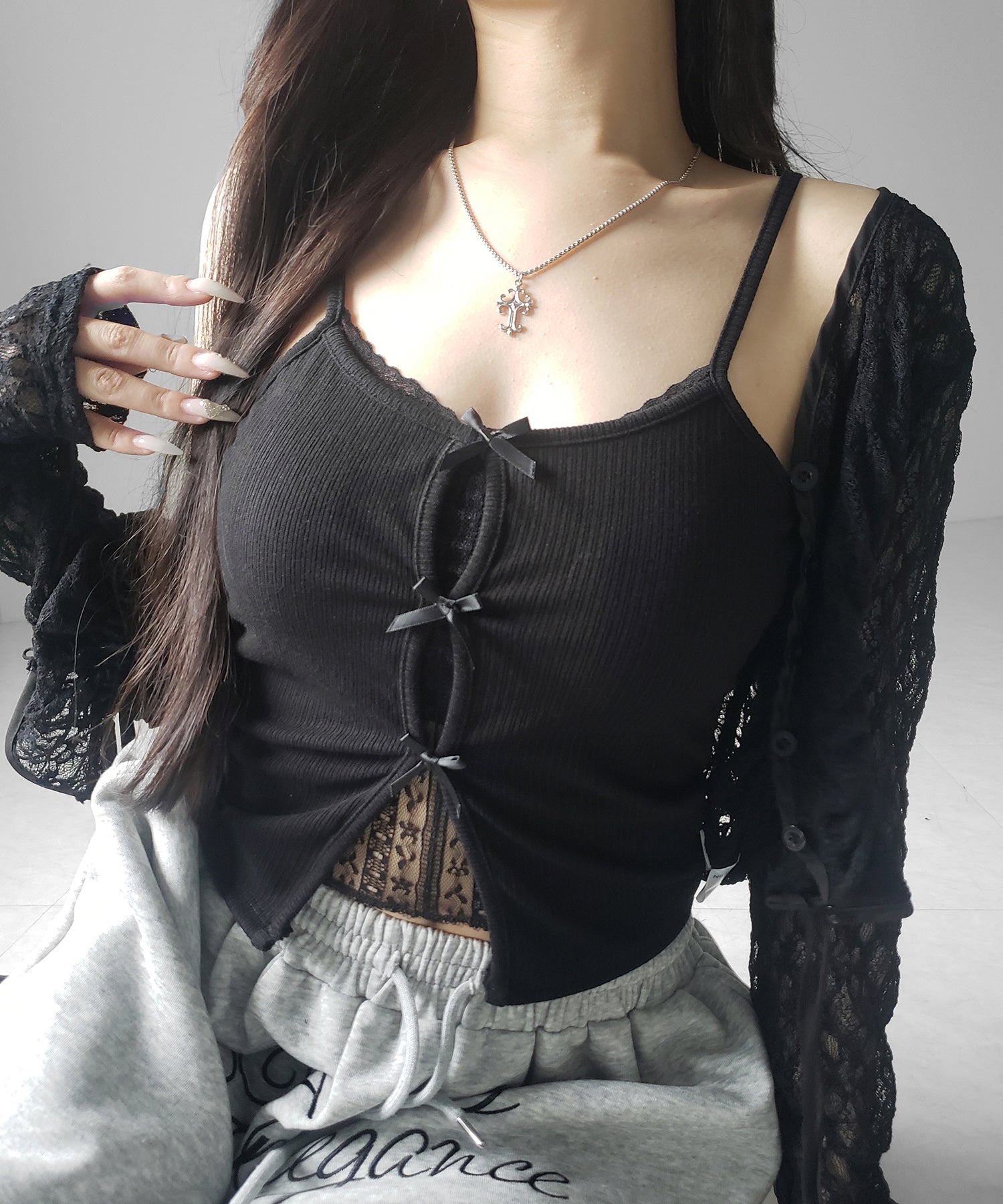 フロントリボンレースレイヤードリブキャミソール /Front ribbon lace layered ribbed camisole
