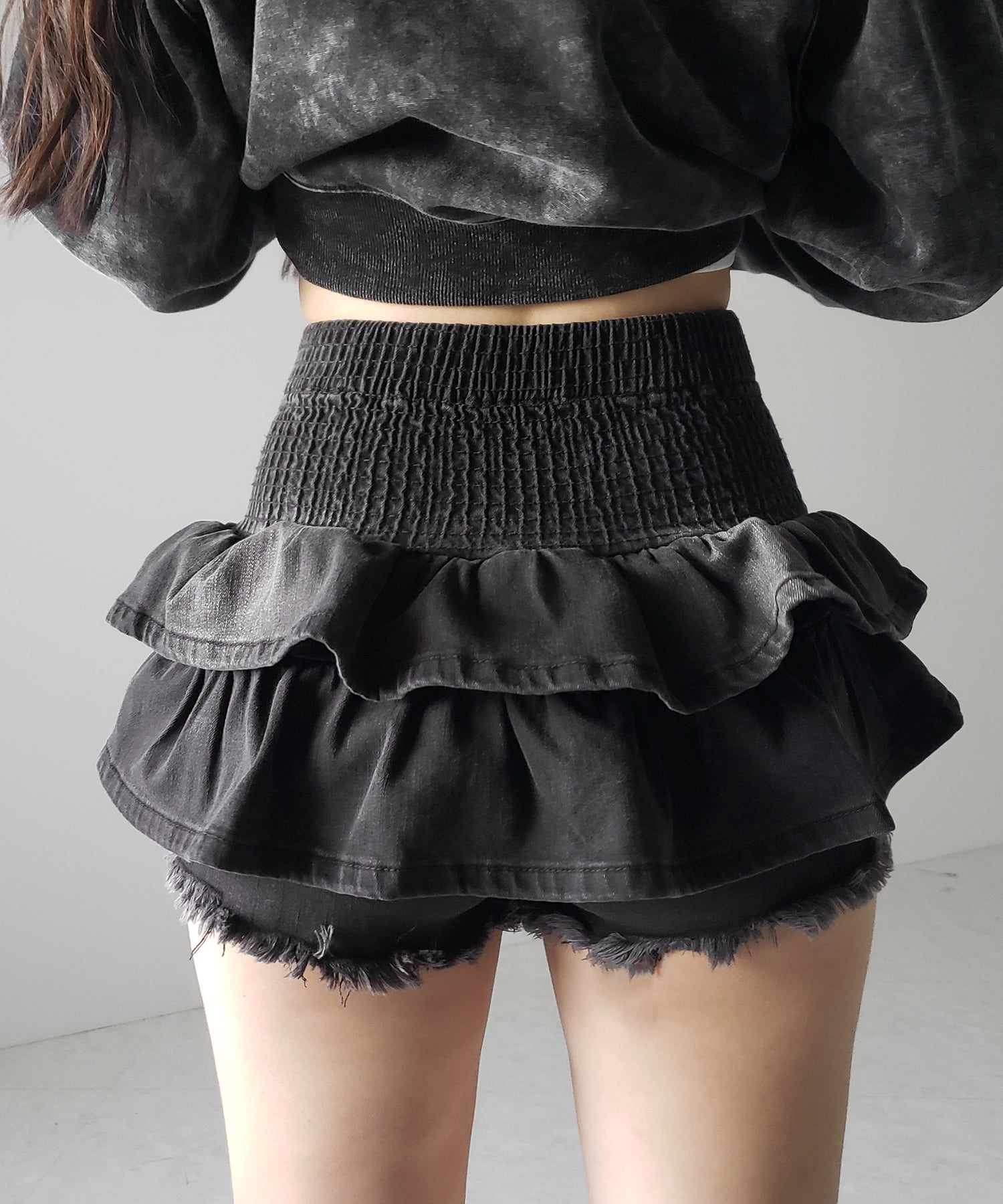 【 2color 】ベルテッドフリルヴィンテージデニムミニスカパン / Belted frill vintage denim mini skirt pants