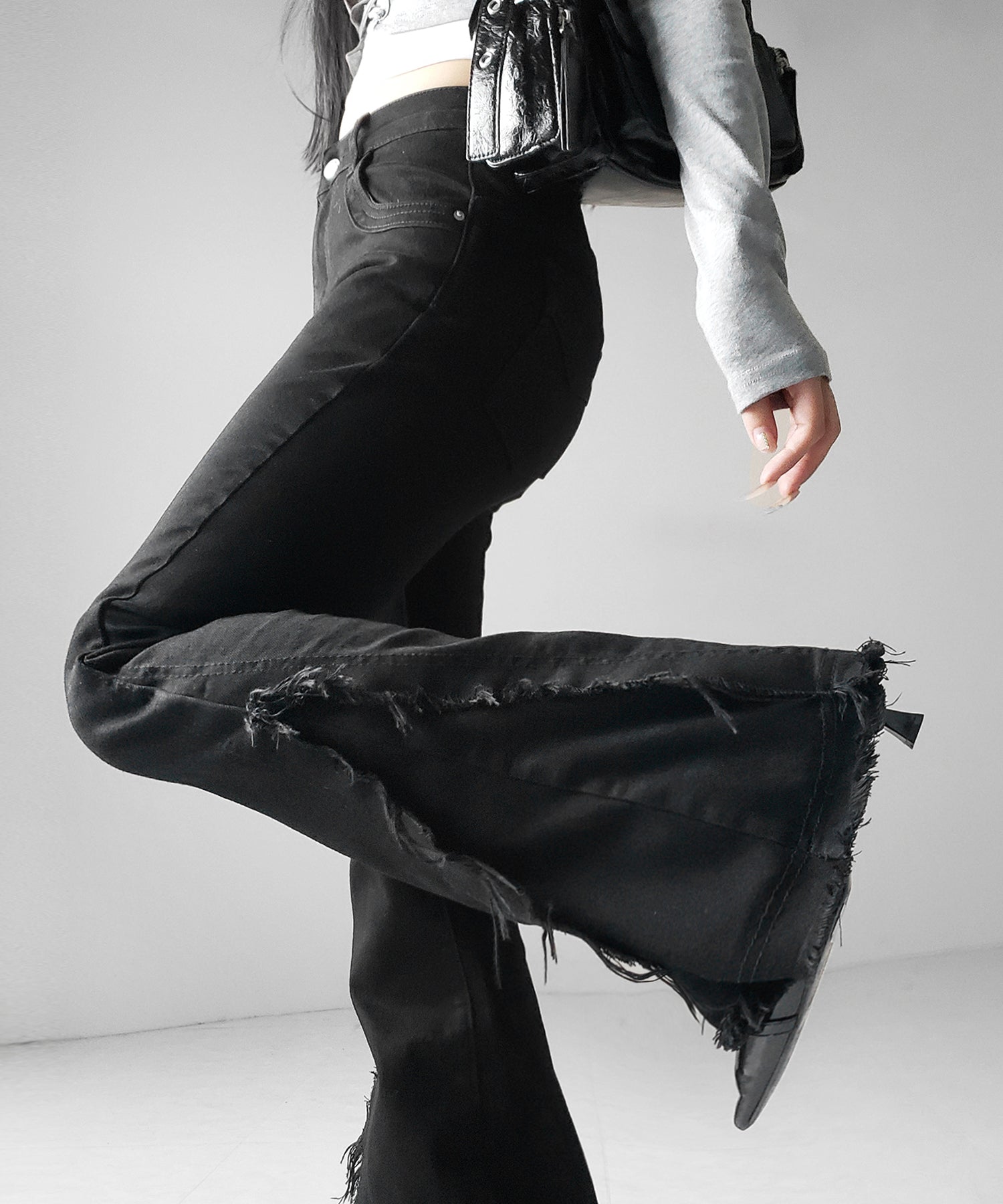 ヴィンテージライクフリンジストレッチフレアデニム / Vintage-like fringe stretch flare denim