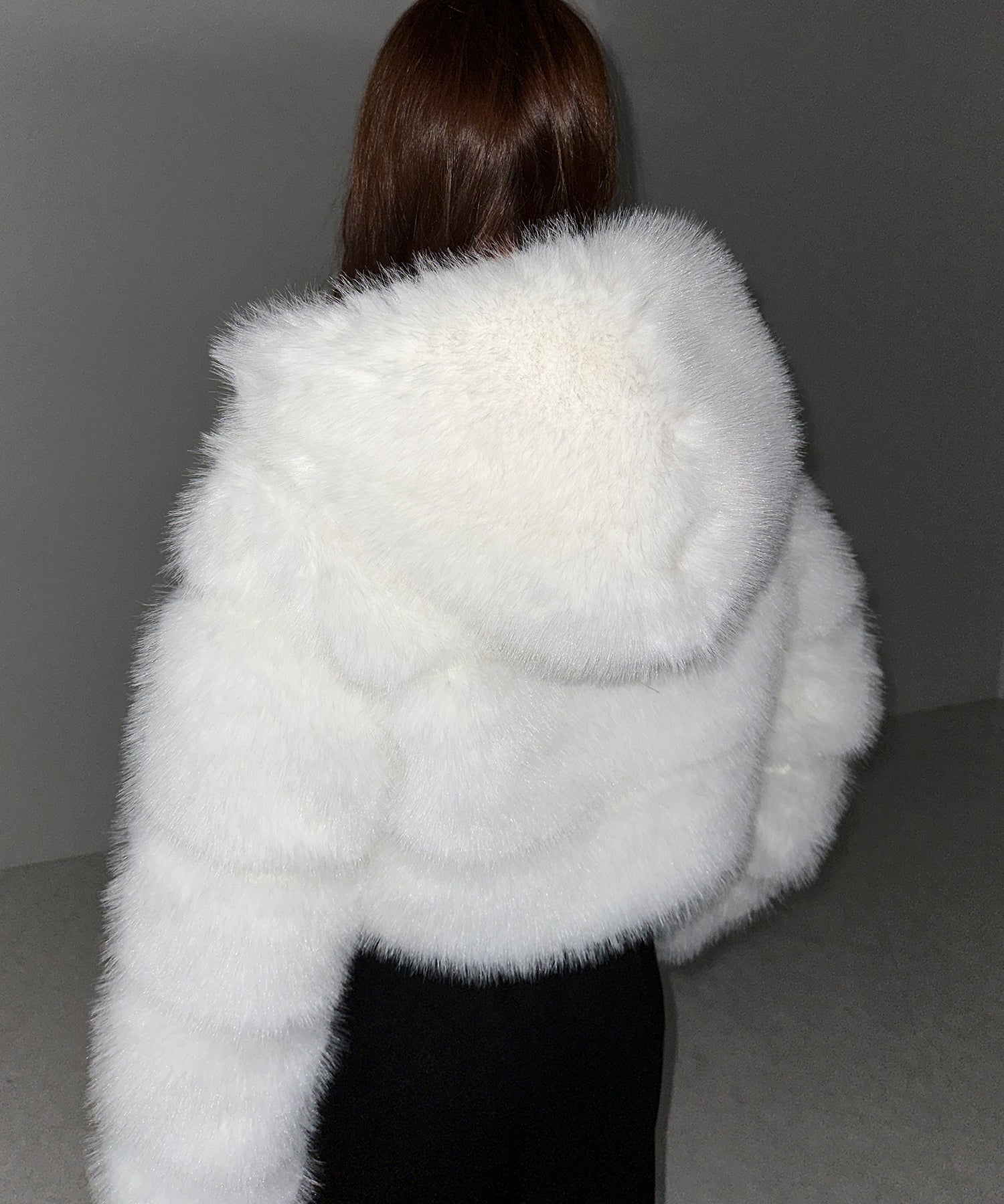 フェイクファーフーディショートコート / fake fur hoodie short coat